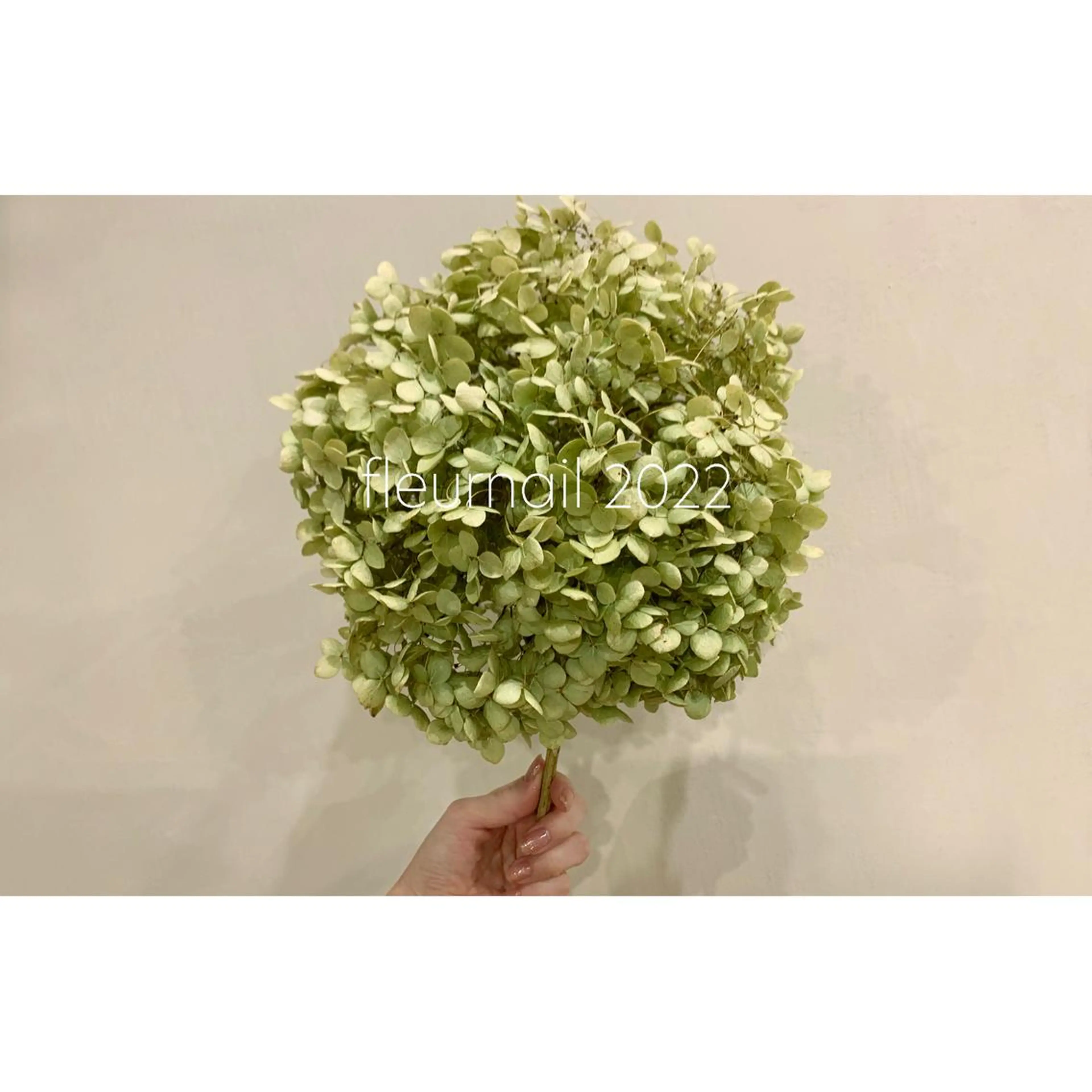 ネイル ブルー 成人式 長さ出し ジェルネイル ラメ(グリッター) 【パラジェル登録サロン】nail pollen所属・fleurnail miuraのネイルデザイン