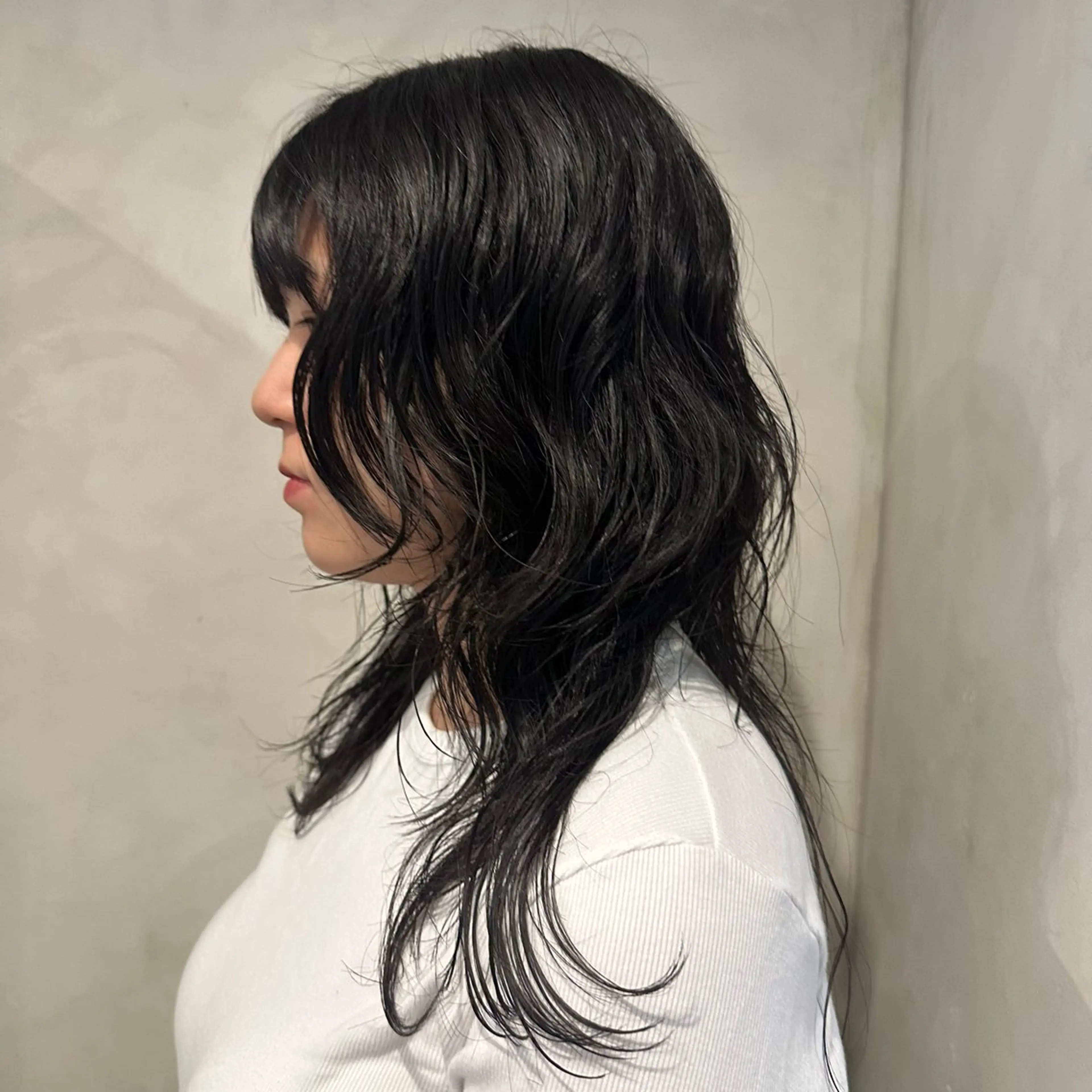 セミロング パーマ セミロングパーマ 韓国風ヘア レイヤーカット カット パーマ トリートメント Aust hair Stella新宿所属・Yuki☺︎パーマ レイヤーカットのヘアスタイル