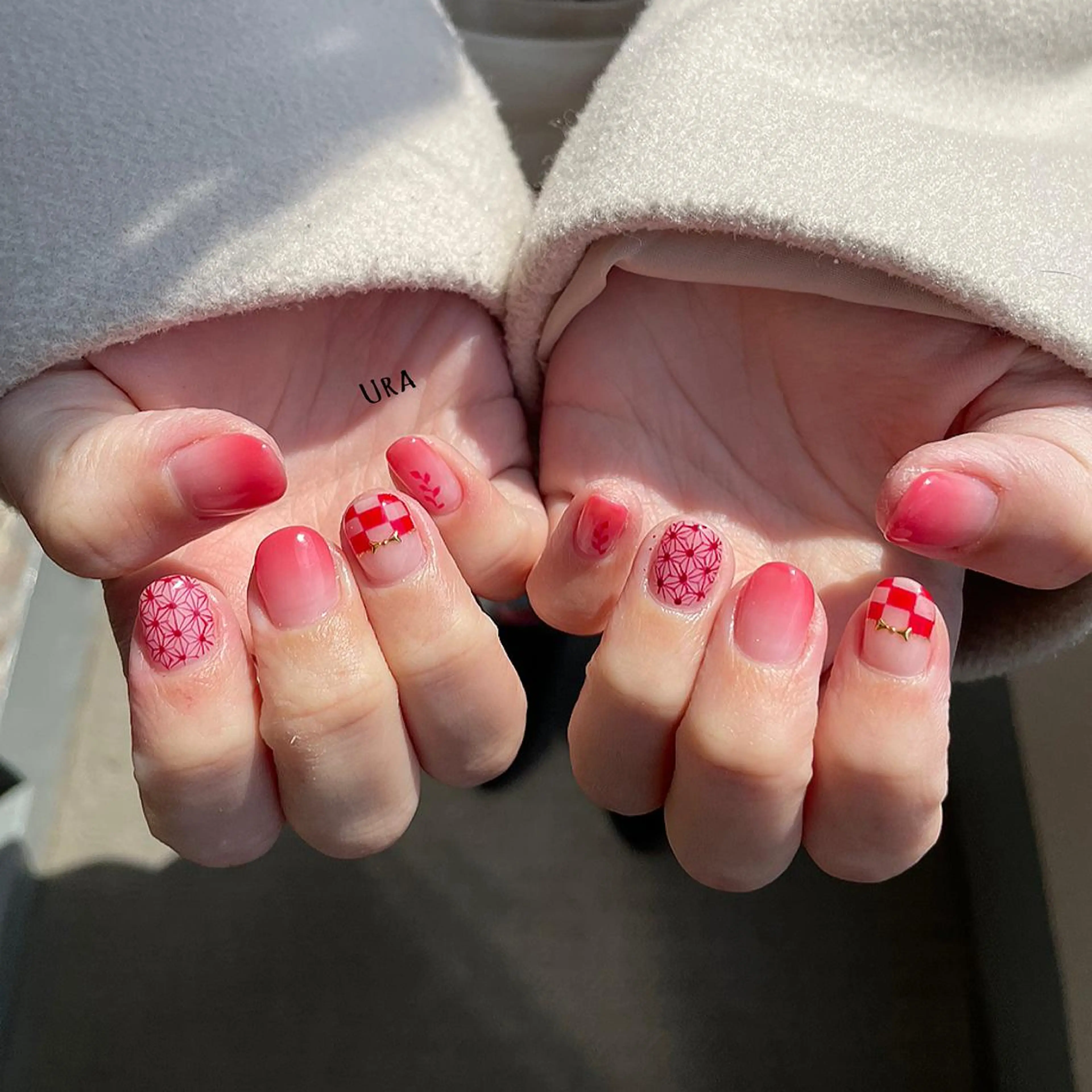 ネイル UrakoNail 《nail》のネイルデザイン