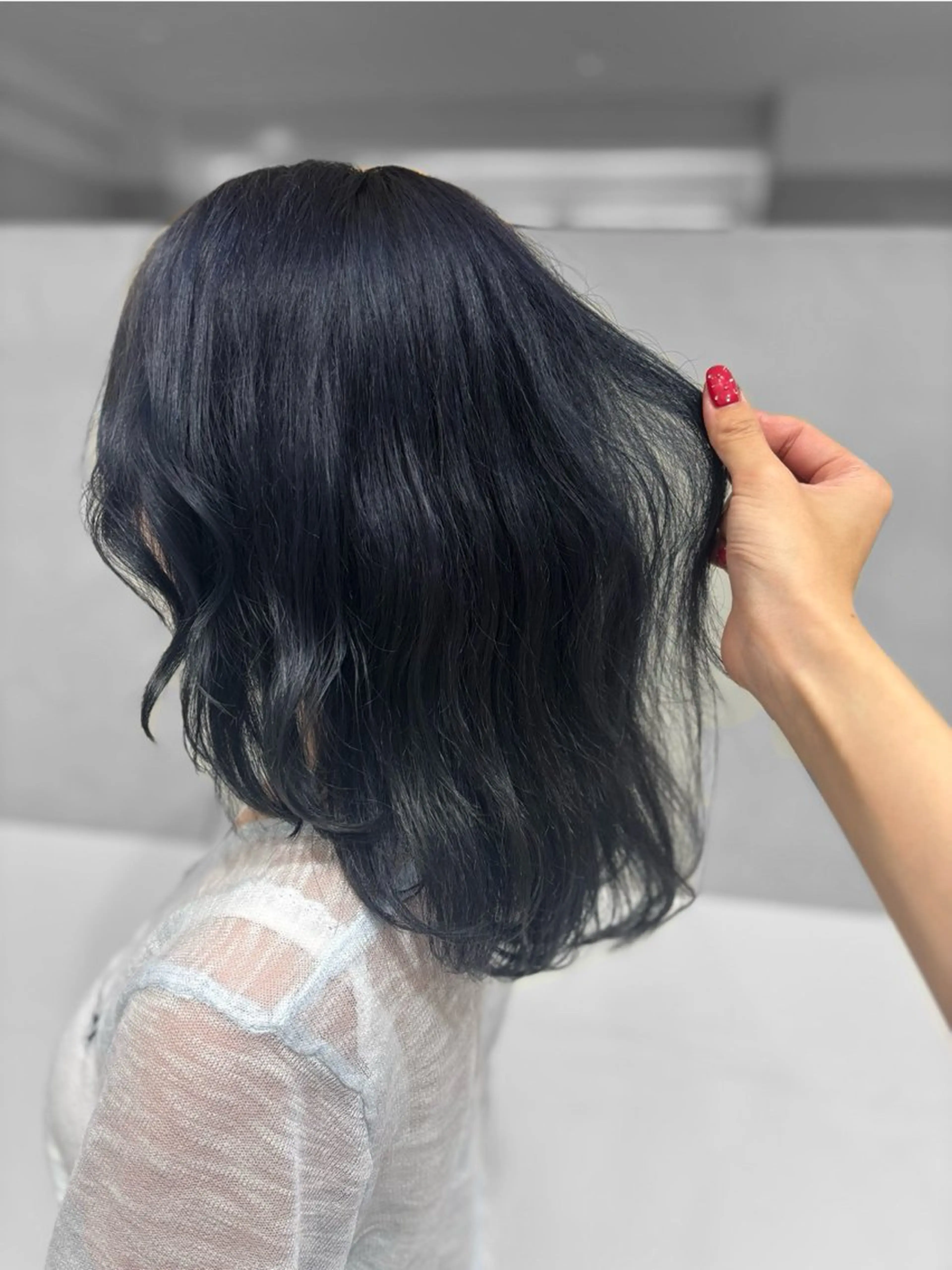 セミロング ヘアカラー トリートメント ✨ブリーチカラー/ 艶髪suzu🪽🤎のヘアスタイル