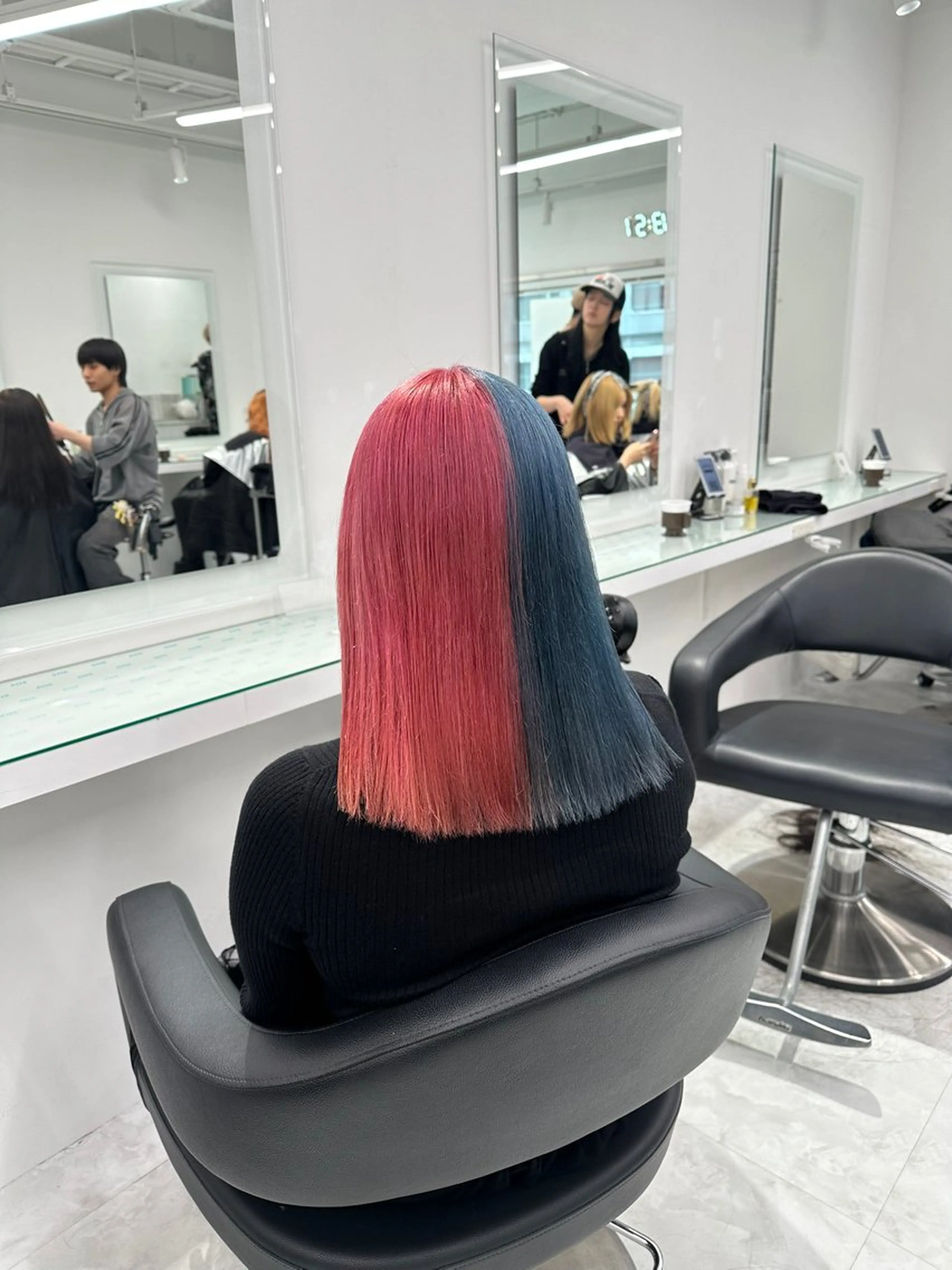 ミディアム カラー ヘアカラー トリートメント ヘッドスパ ヘアセット ❄最強かわいいカラー ❄️MINA❄️のヘアスタイル