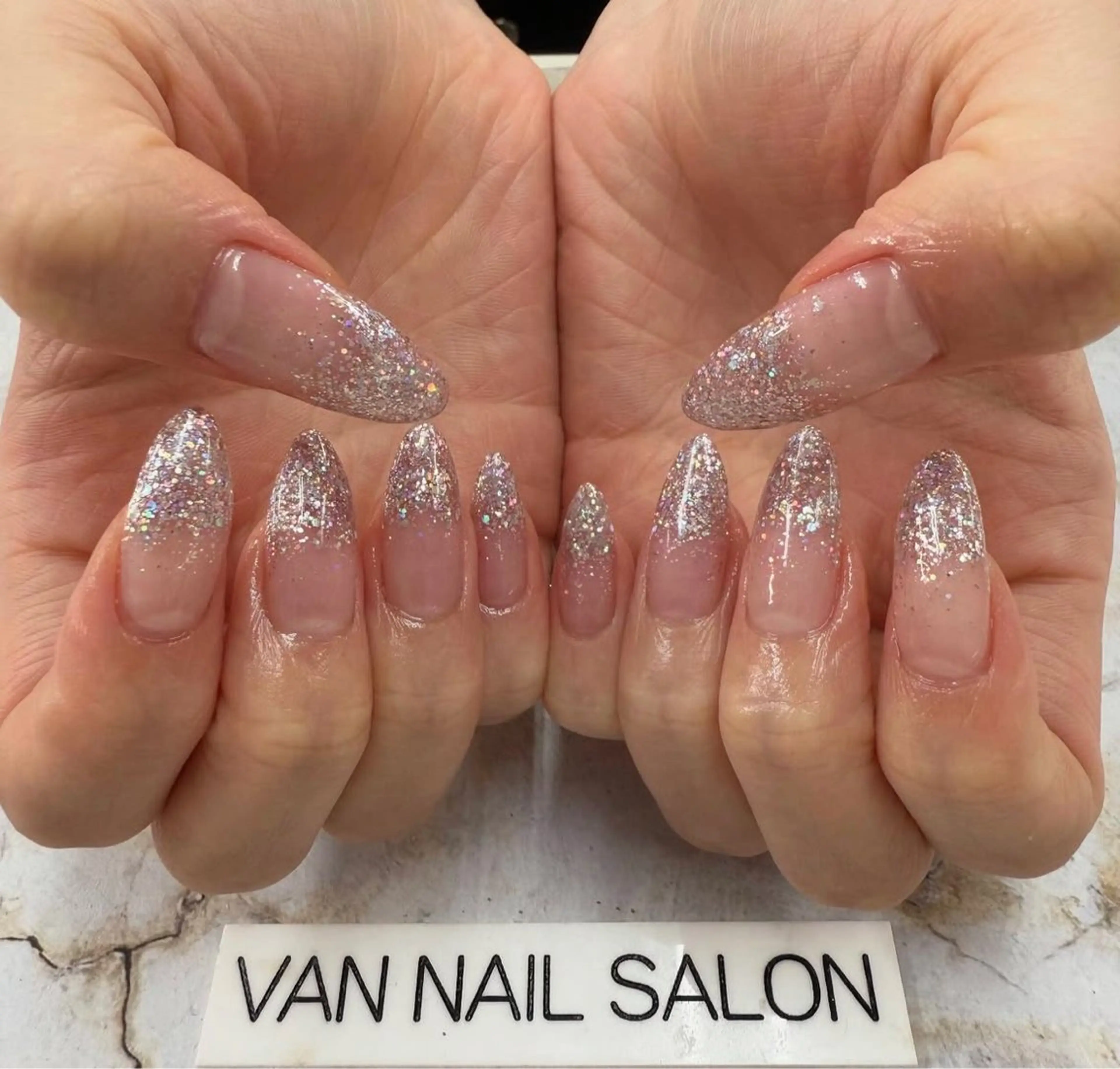 ネイル ハンドネイル Van Nail Salonのネイルデザイン