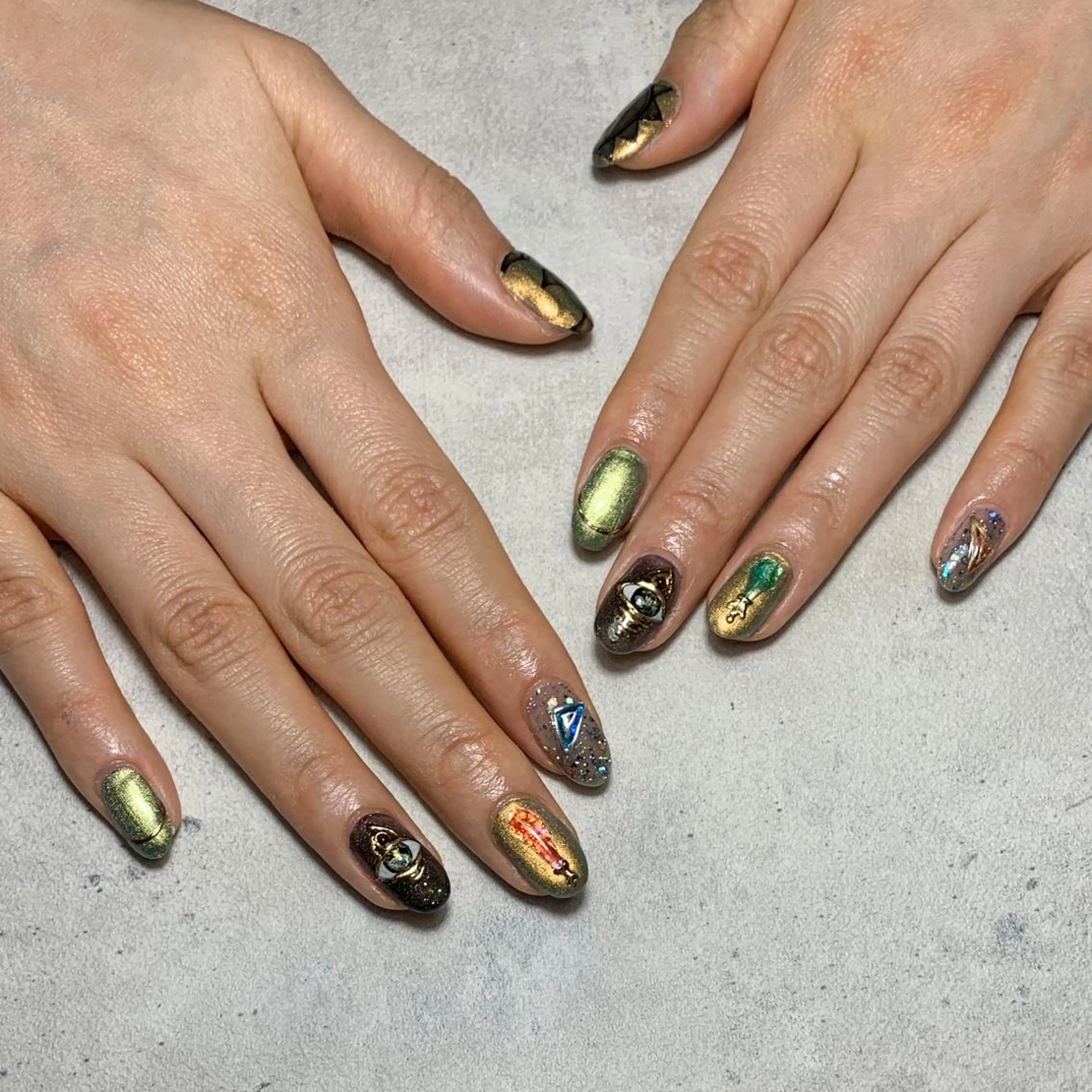 ネイル ハンドネイル atelier　FIORITURA所属・FIORITURA aiのネイルデザイン