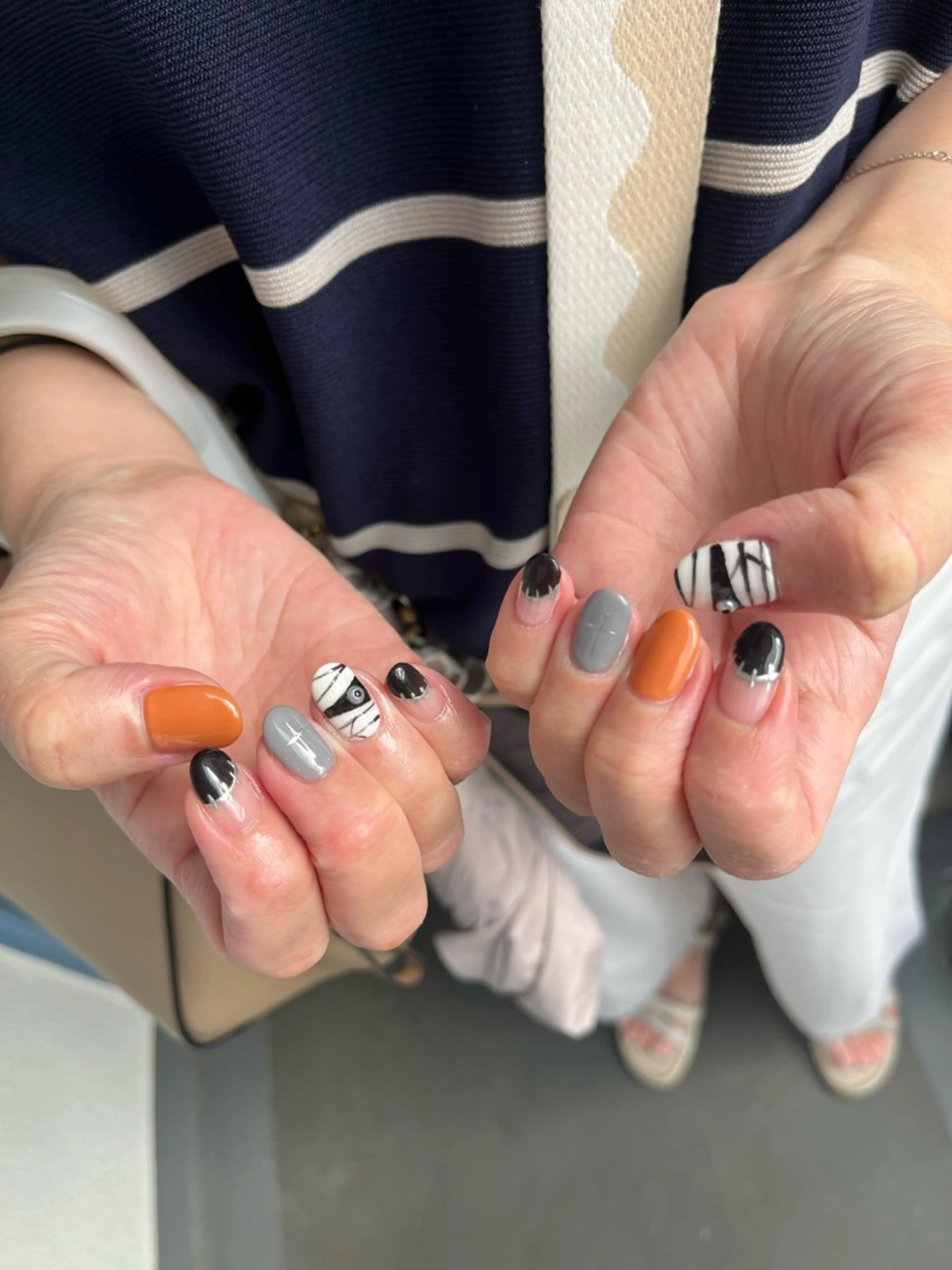ネイル オーロラネイル ブルー フットネイル フレンチネイル ジェルネイル kiki nail たまプラーザのネイルデザイン