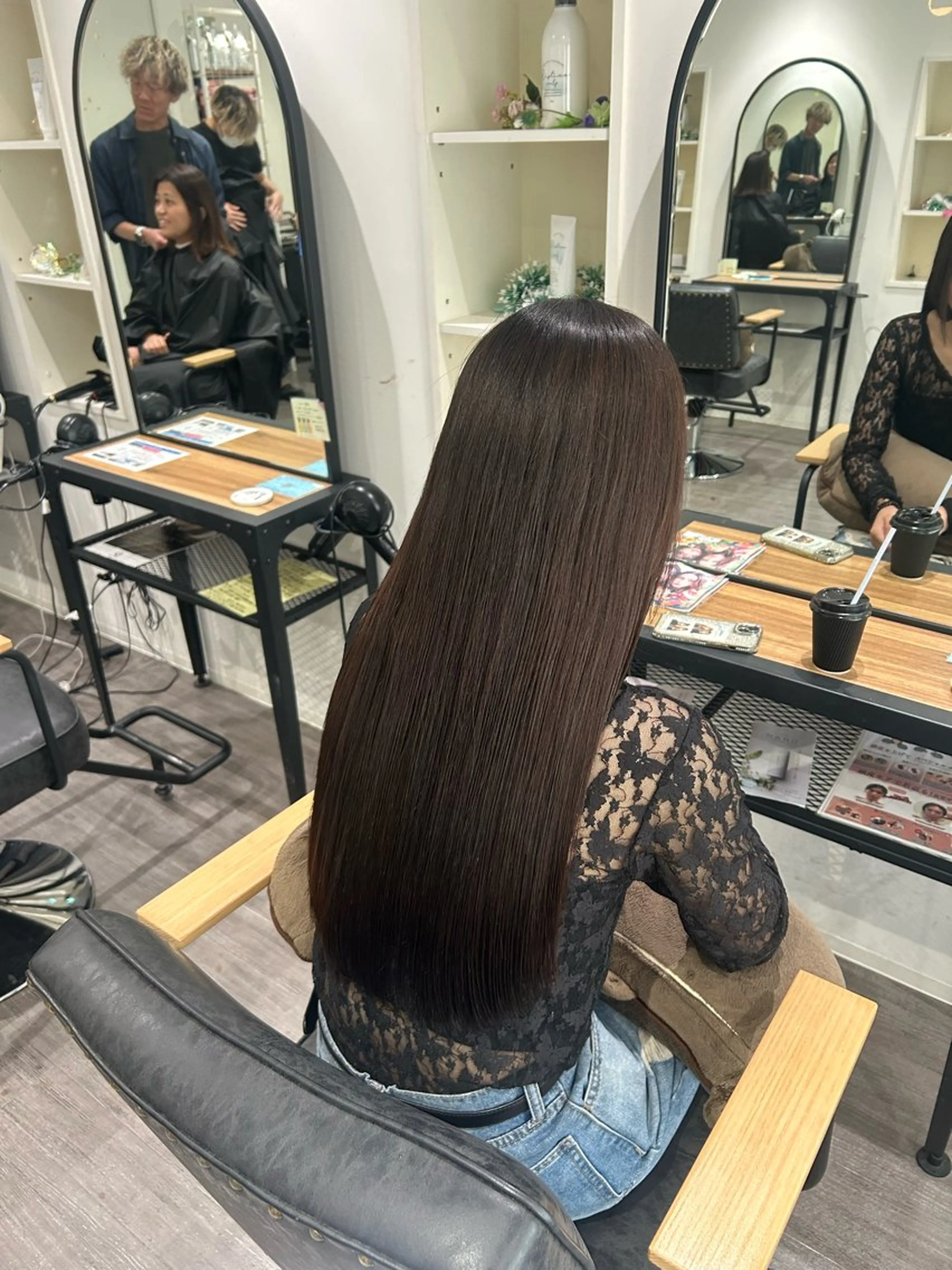 ロング カラー ブラウンカラー ショコラブラウン ヘアカラー トリートメント cocotte 💟草間紫音💟のヘアスタイル