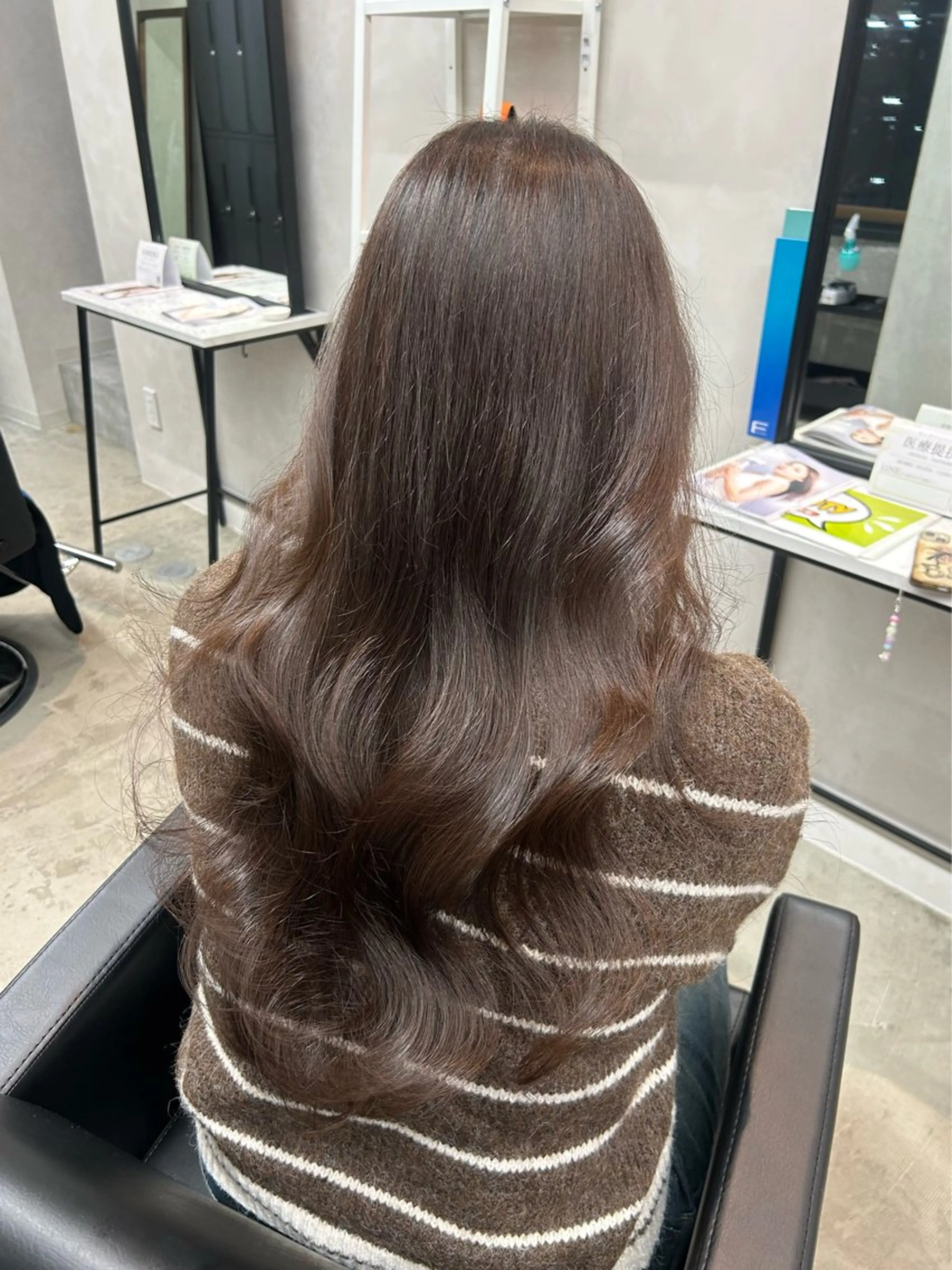 ロング カラー ヘアカラー トリートメント 加藤 野々愛のヘアスタイル