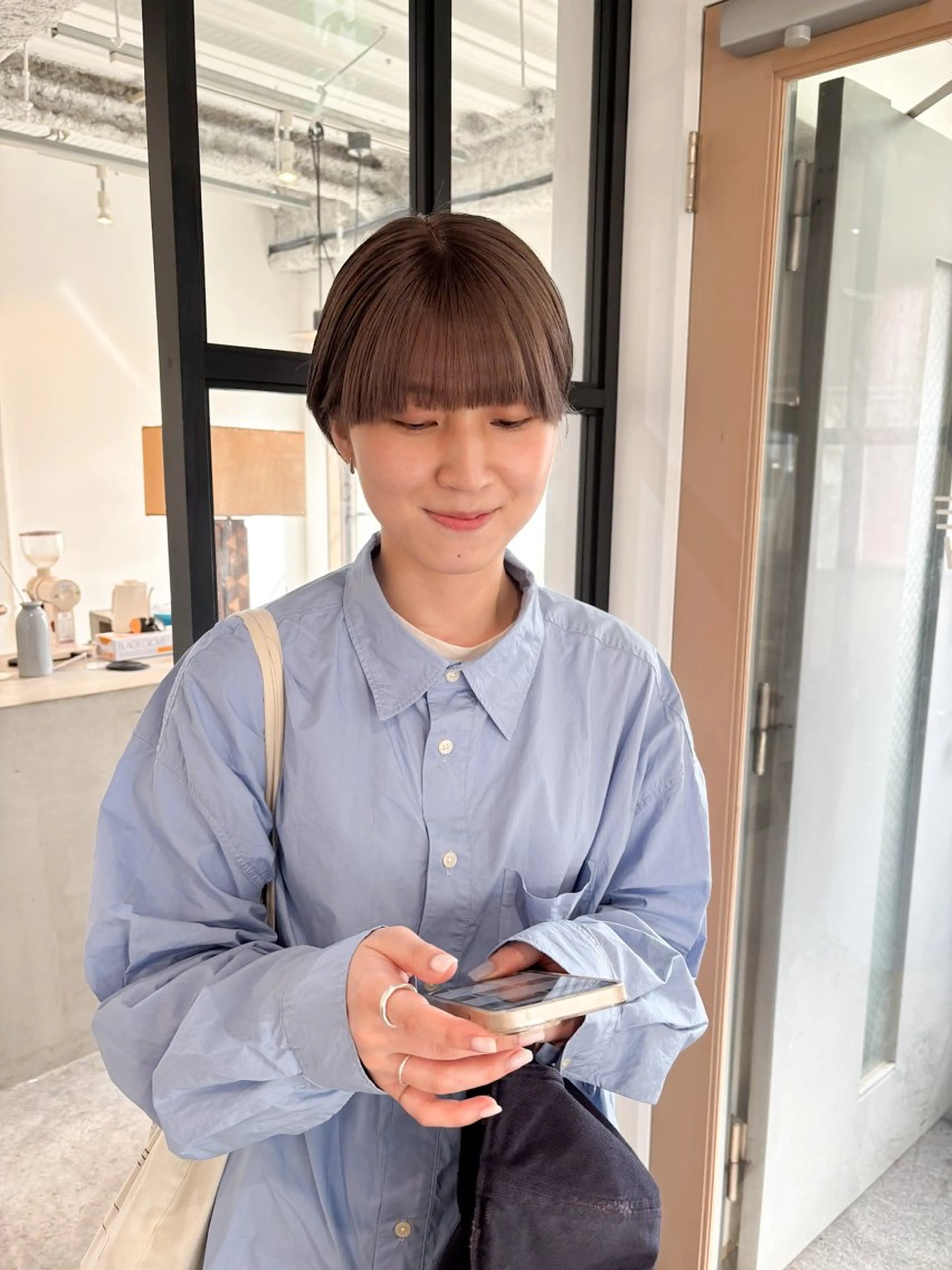 ショート カラー 丸みショート ベージュカラー ブラウンカラー ブラウンベージュ ショートヘア カット ヘアカラー Takuma Suzuki中目黒のヘアスタイル