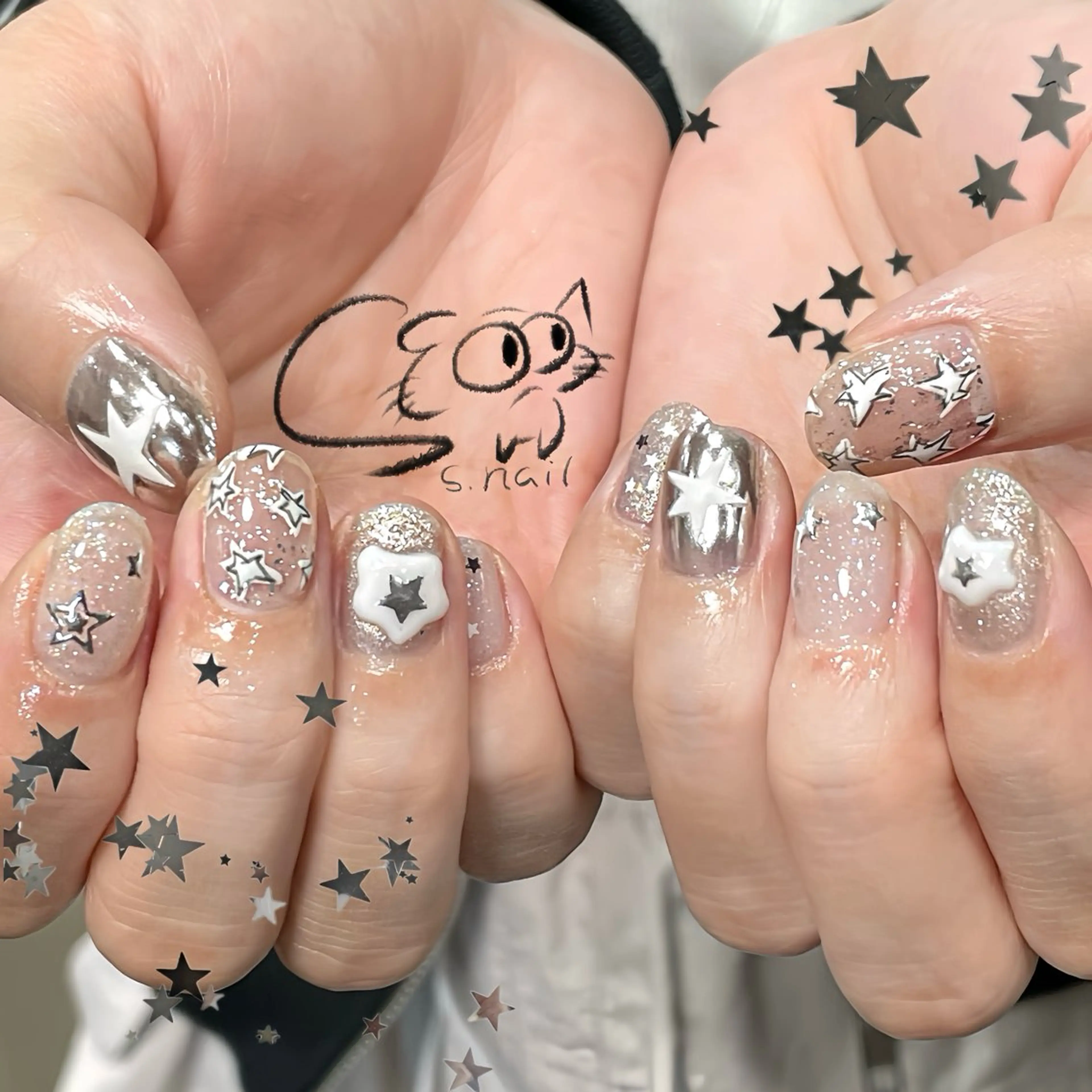 ネイル フレンチネイル ジェルネイル キラキラネイル ラメ(グリッター) マグネットネイル ハンドネイル S.nail所属・S.nail _のネイルデザイン