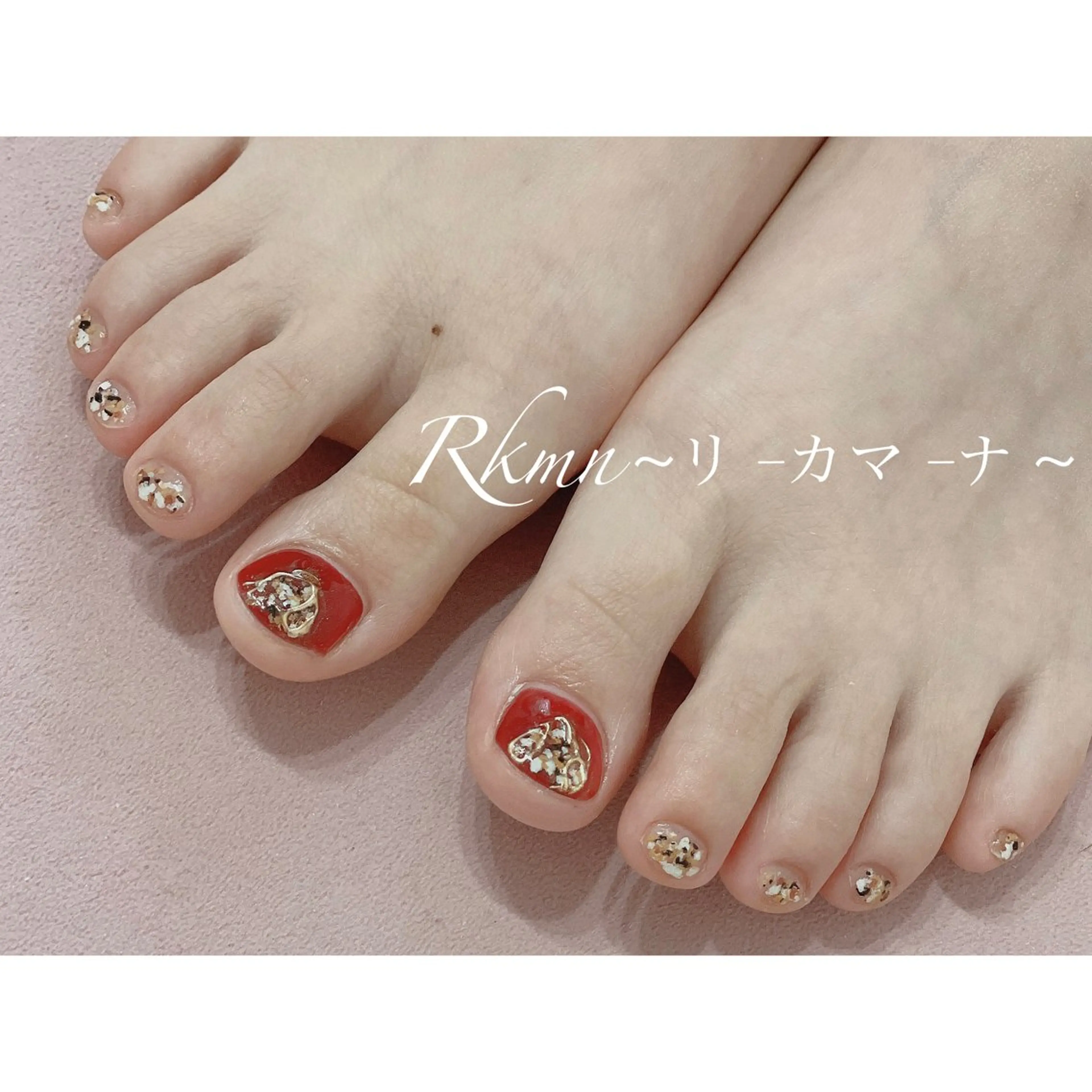 ネイル アートネイル フットネイル ジェルネイル ミラーネイル ニュアンスネイル ハンドネイル フットネイル ハンドケア Rkmn ~リ-カマ-ナ~のネイルデザイン