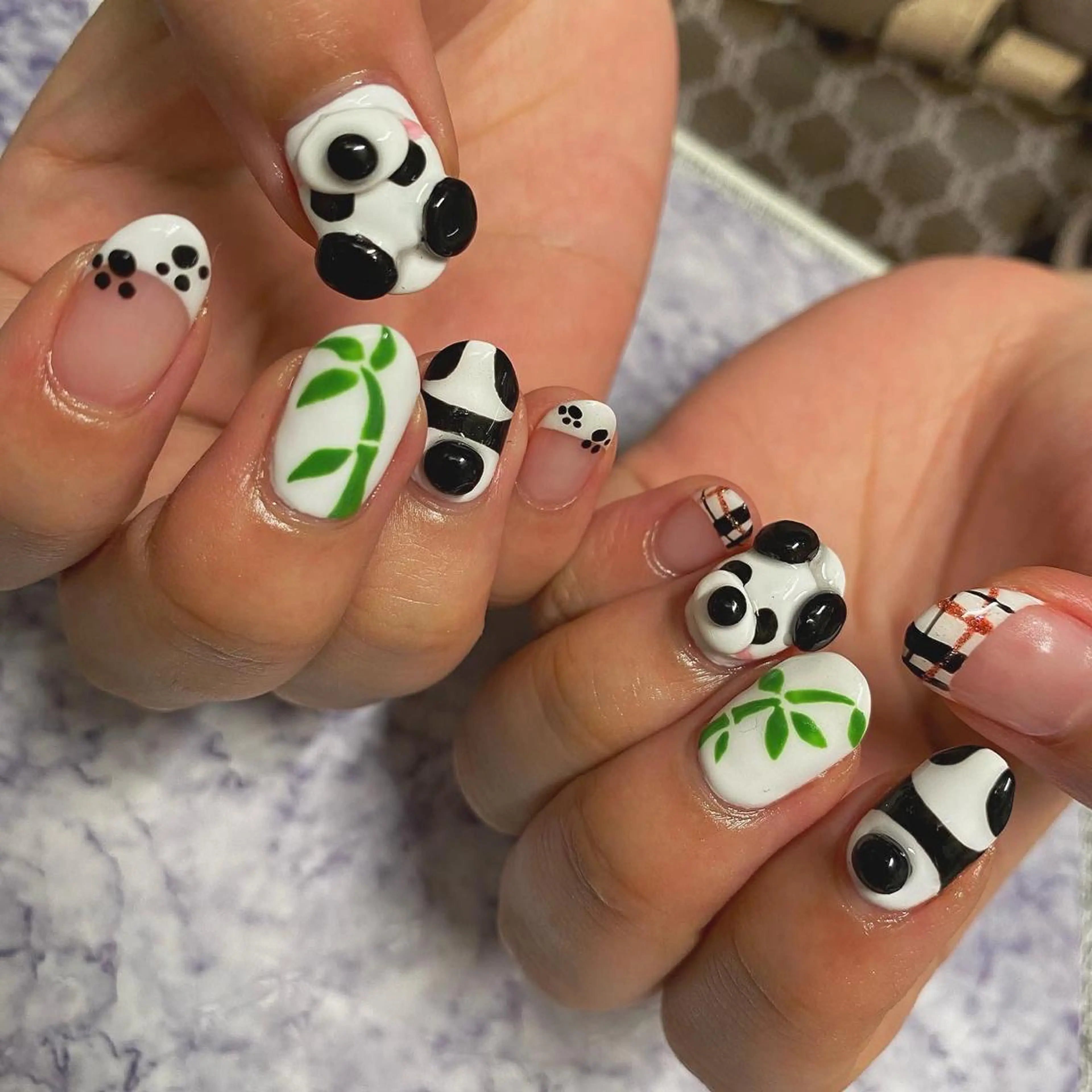 ネイル ハンドネイル Pretzels🥨 【プレッツェル】ミウのネイルデザイン