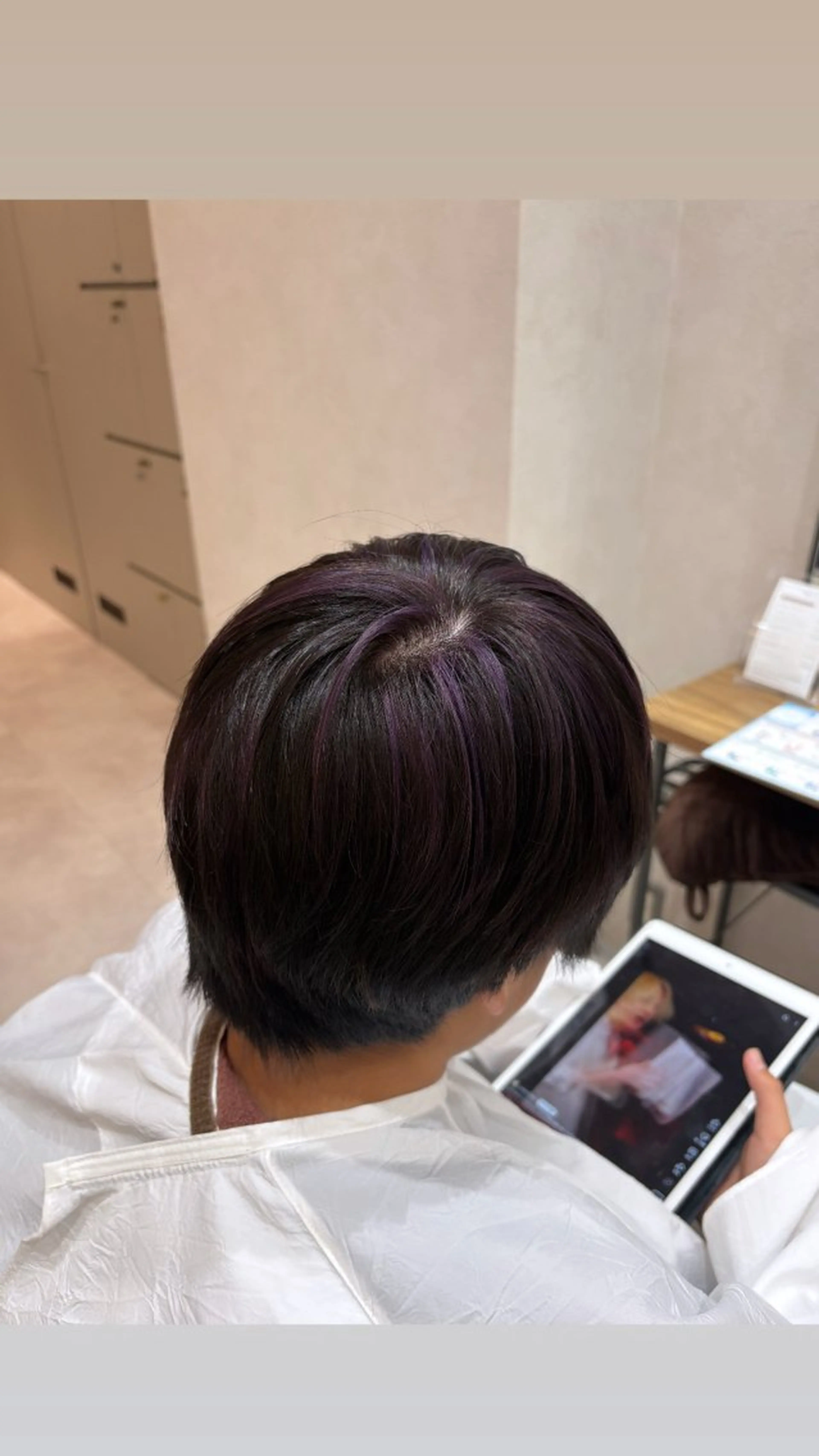 カラー 小西 暖のヘアスタイル