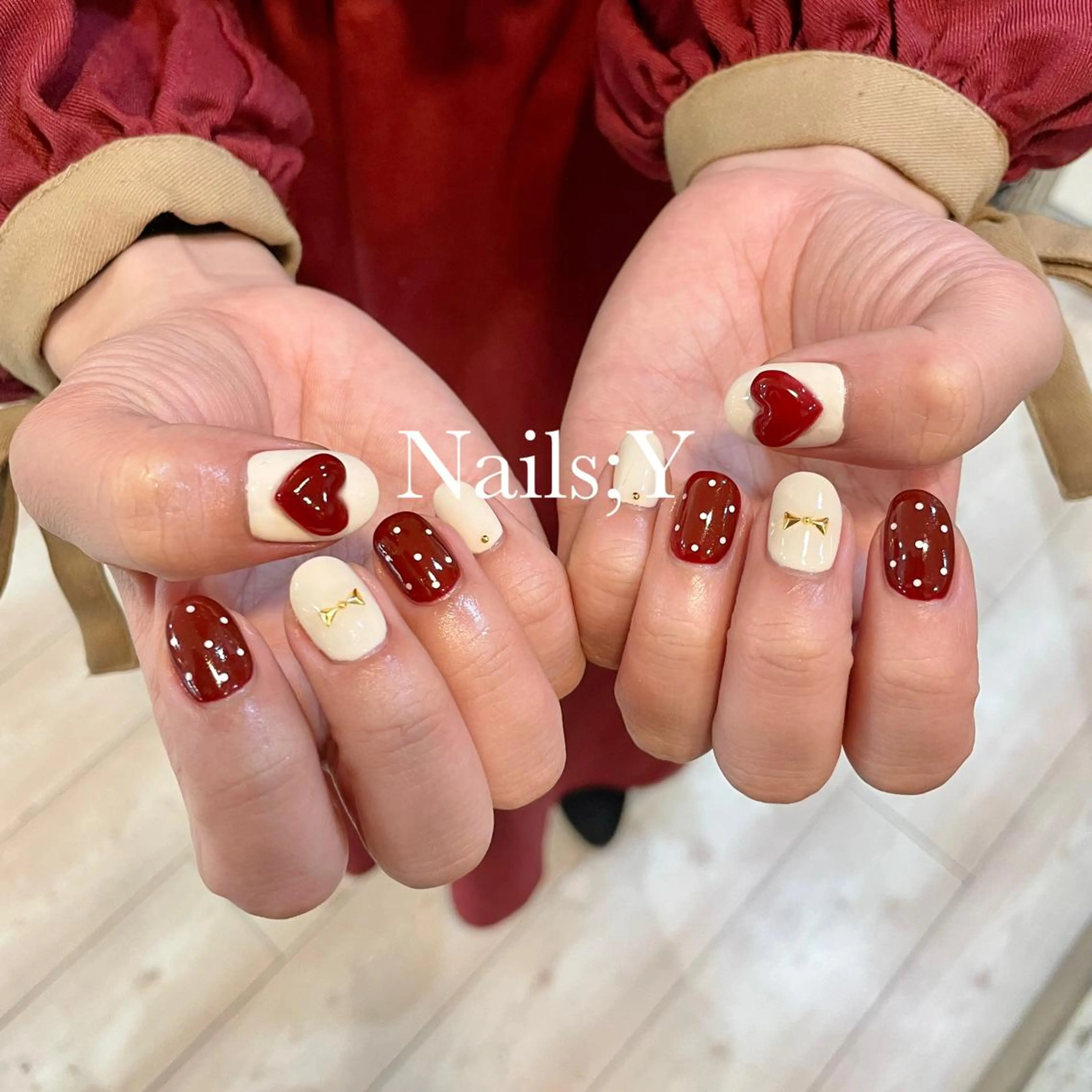 ネイル ジェルネイル ゴールド ハート パラジェル ぷっくりネイル ハンドネイル yo koのネイルデザイン