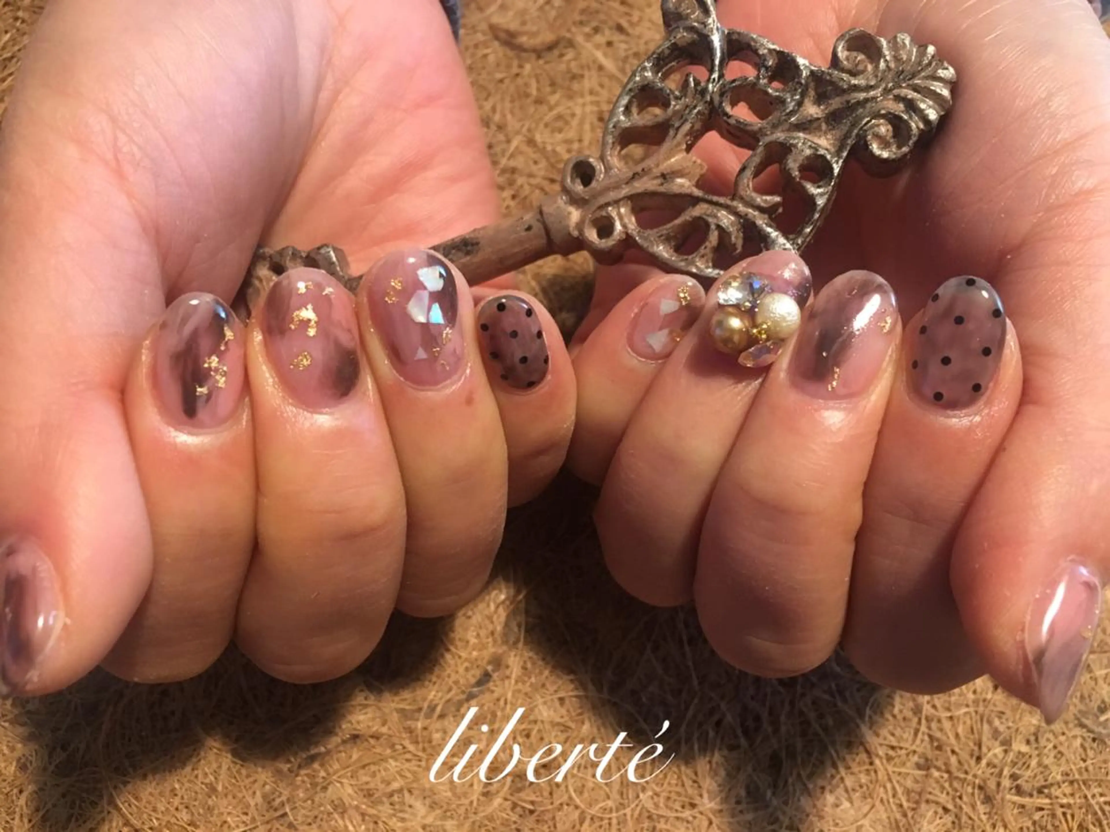 ネイル liberté (リベルテ)のネイルデザイン