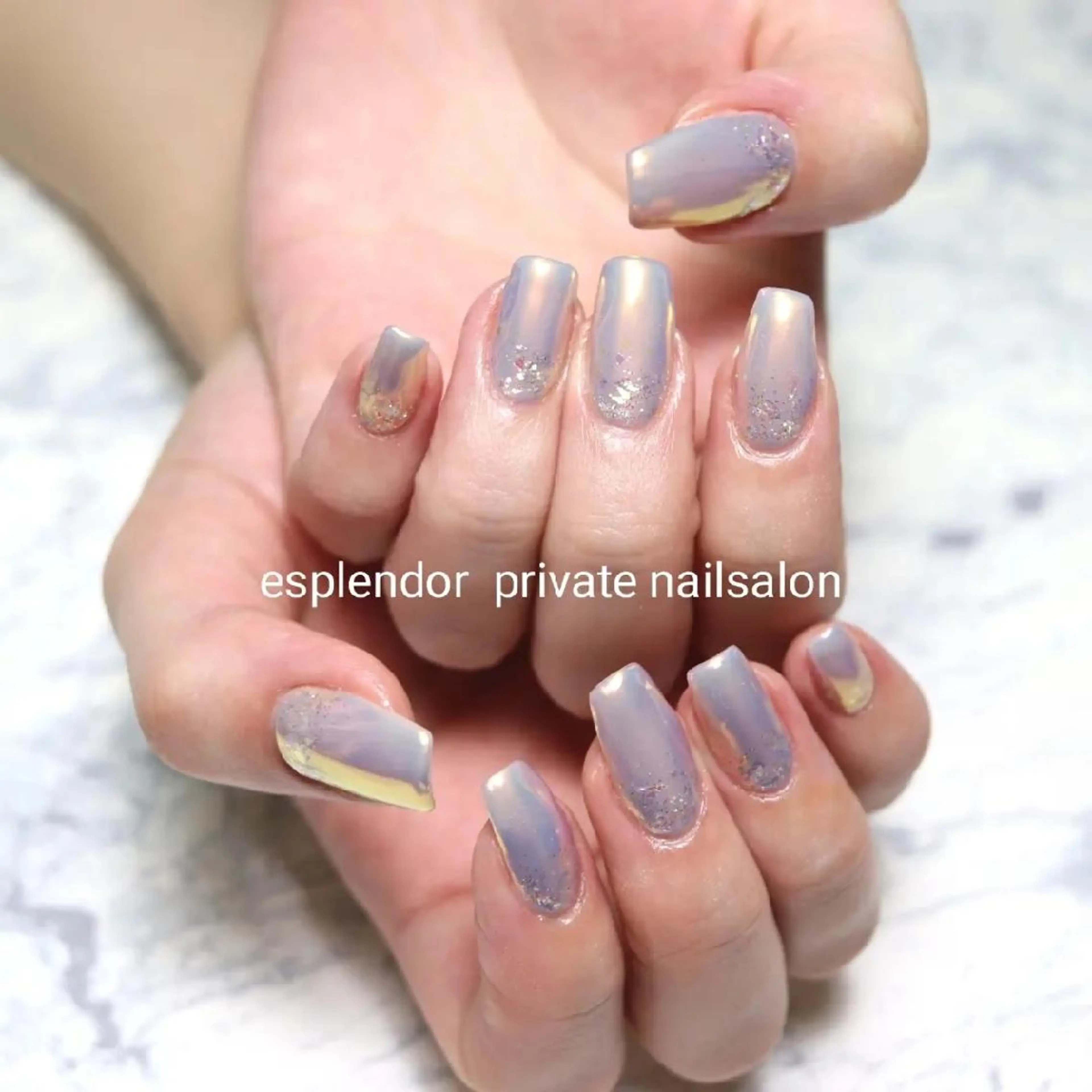 ネイル オーロラネイル グラデーション キラキラネイル ラメ(グリッター) ラメグラデーション esplendor  エスプレンドル所属・esplendor  エスプレンドルのネイルデザイン
