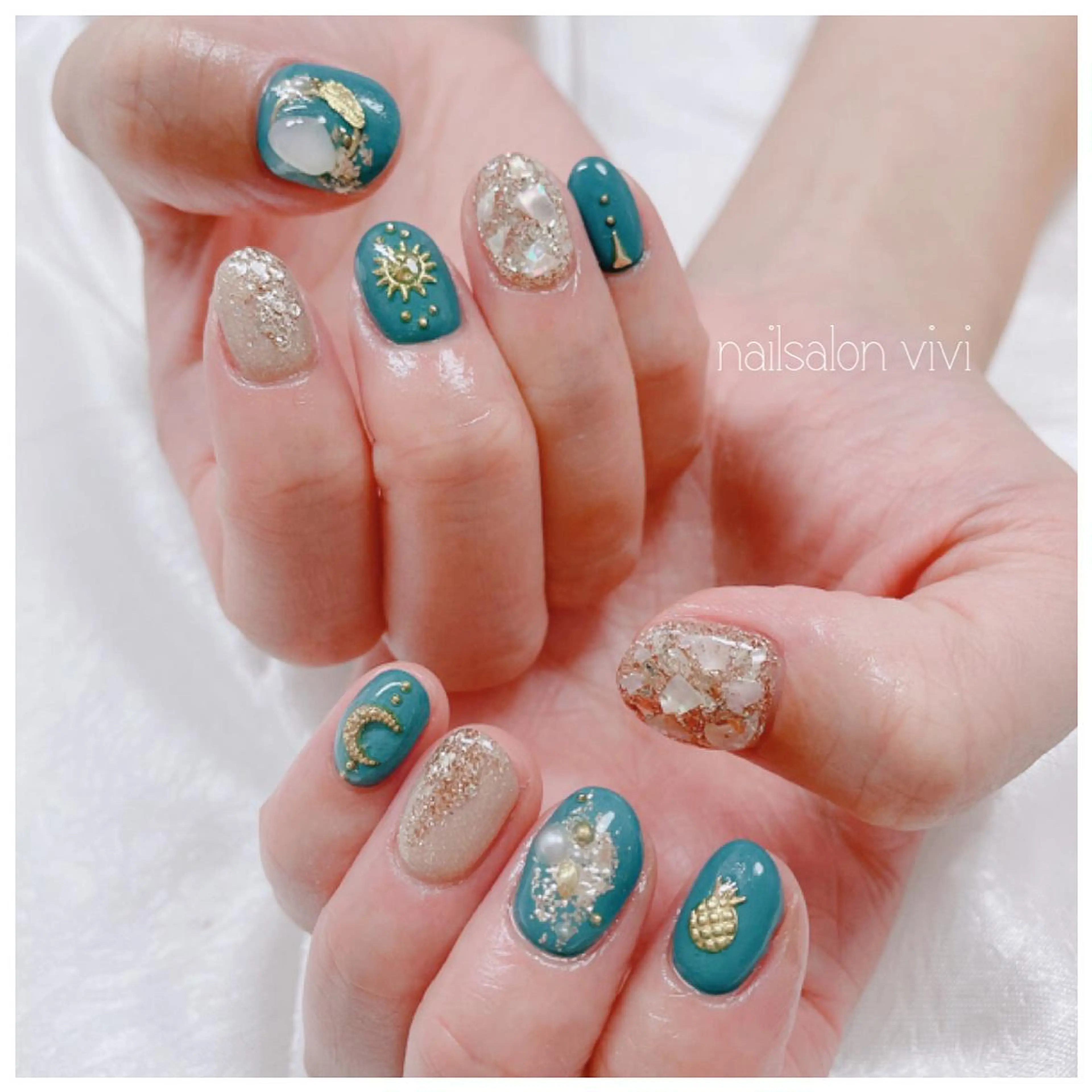 ネイル ＶＩＶＩ nailsalonのネイルデザイン