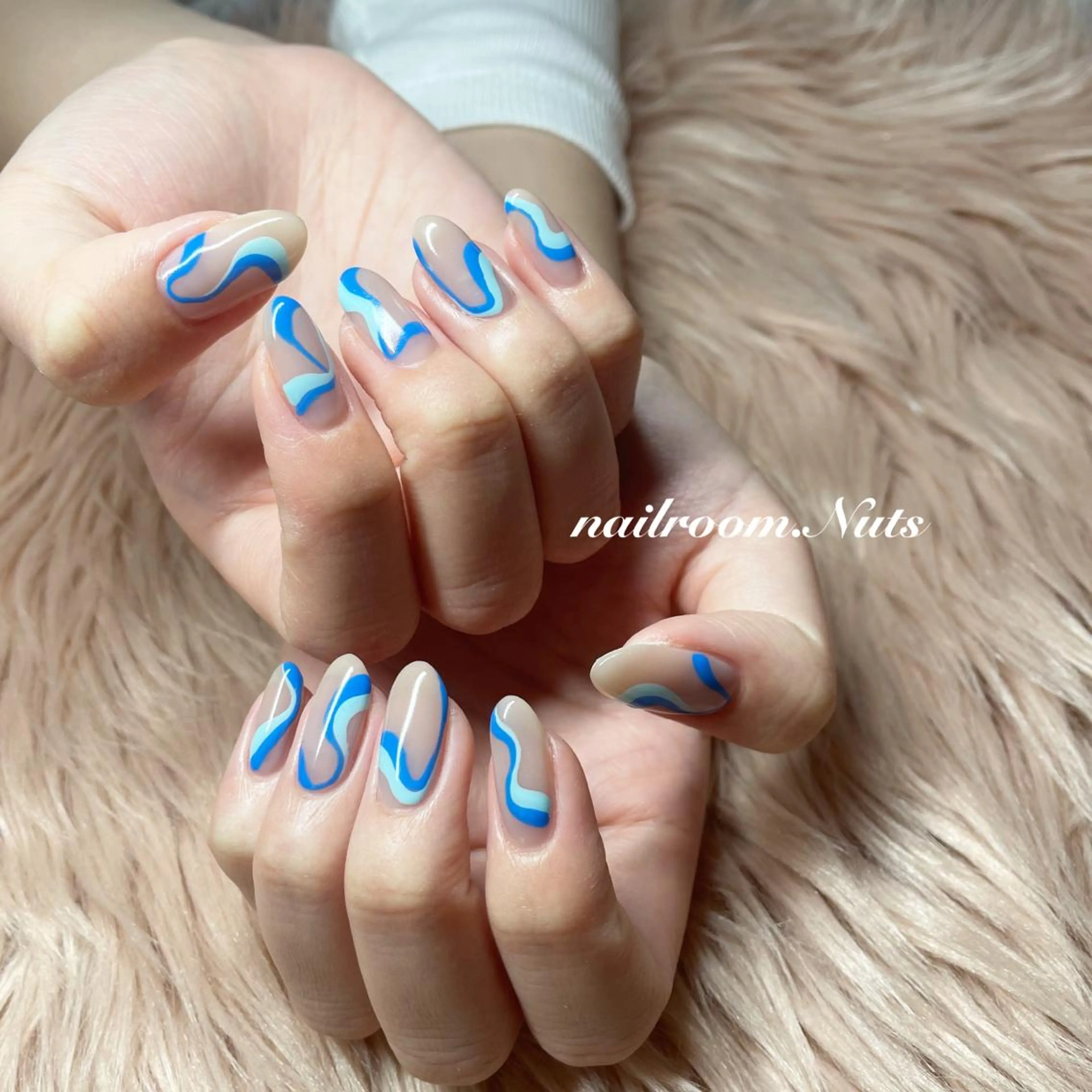 ネイル ハンドネイル nailsalon Nutsのネイルデザイン