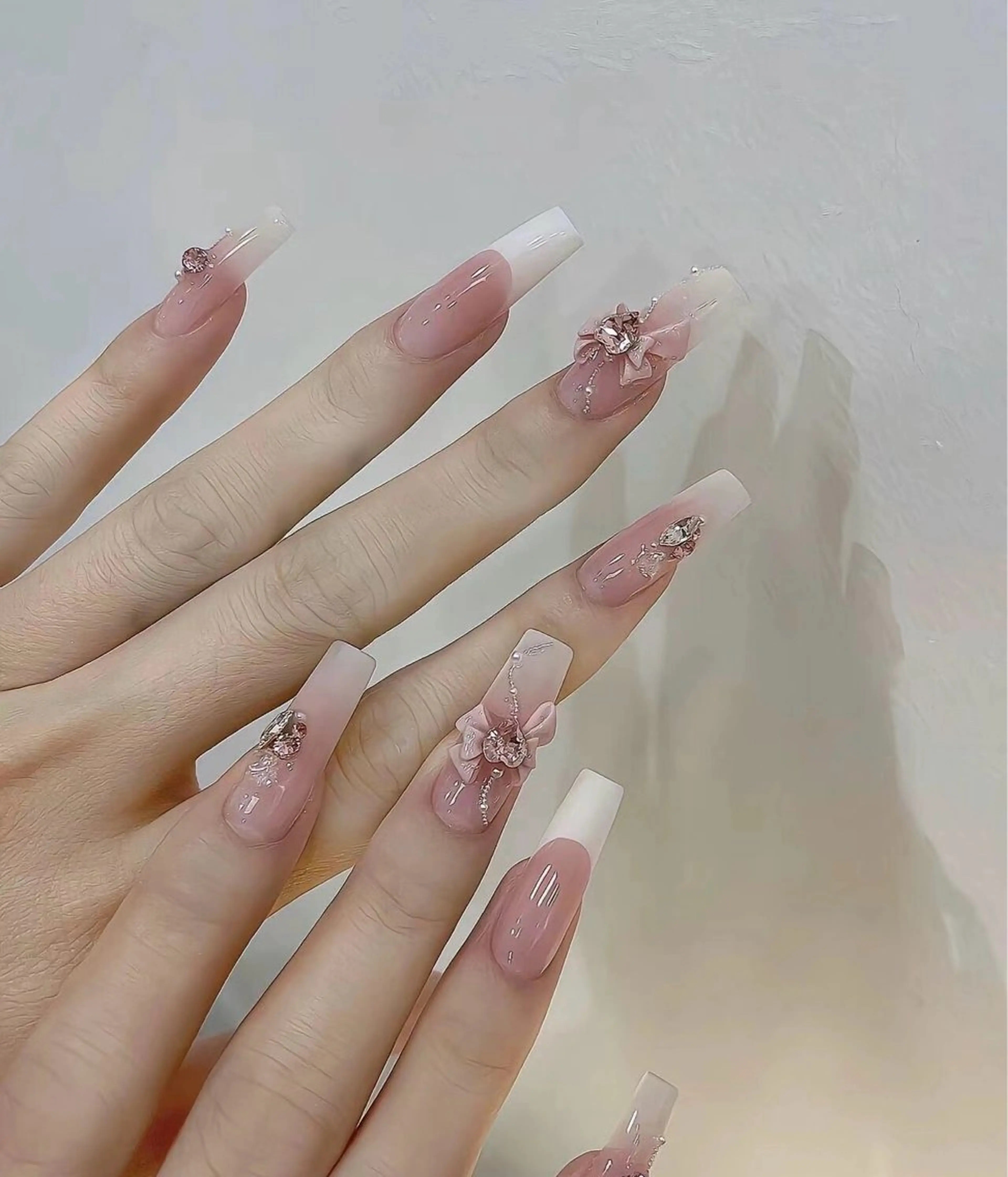 🍓長さだし(チップ)フレンチ🍌の写真