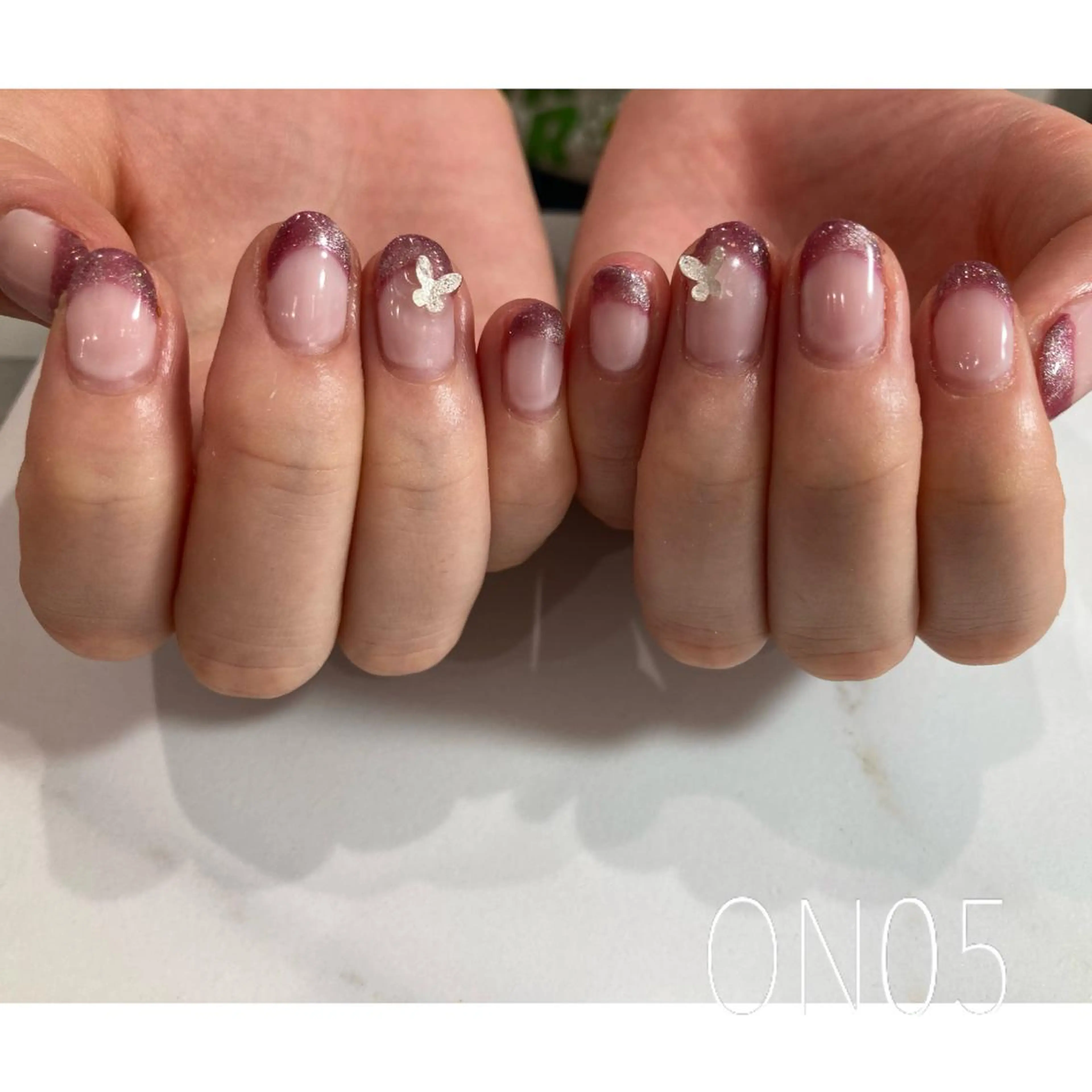 ネイル 園 寛子 （ネイリスト）のネイルデザイン