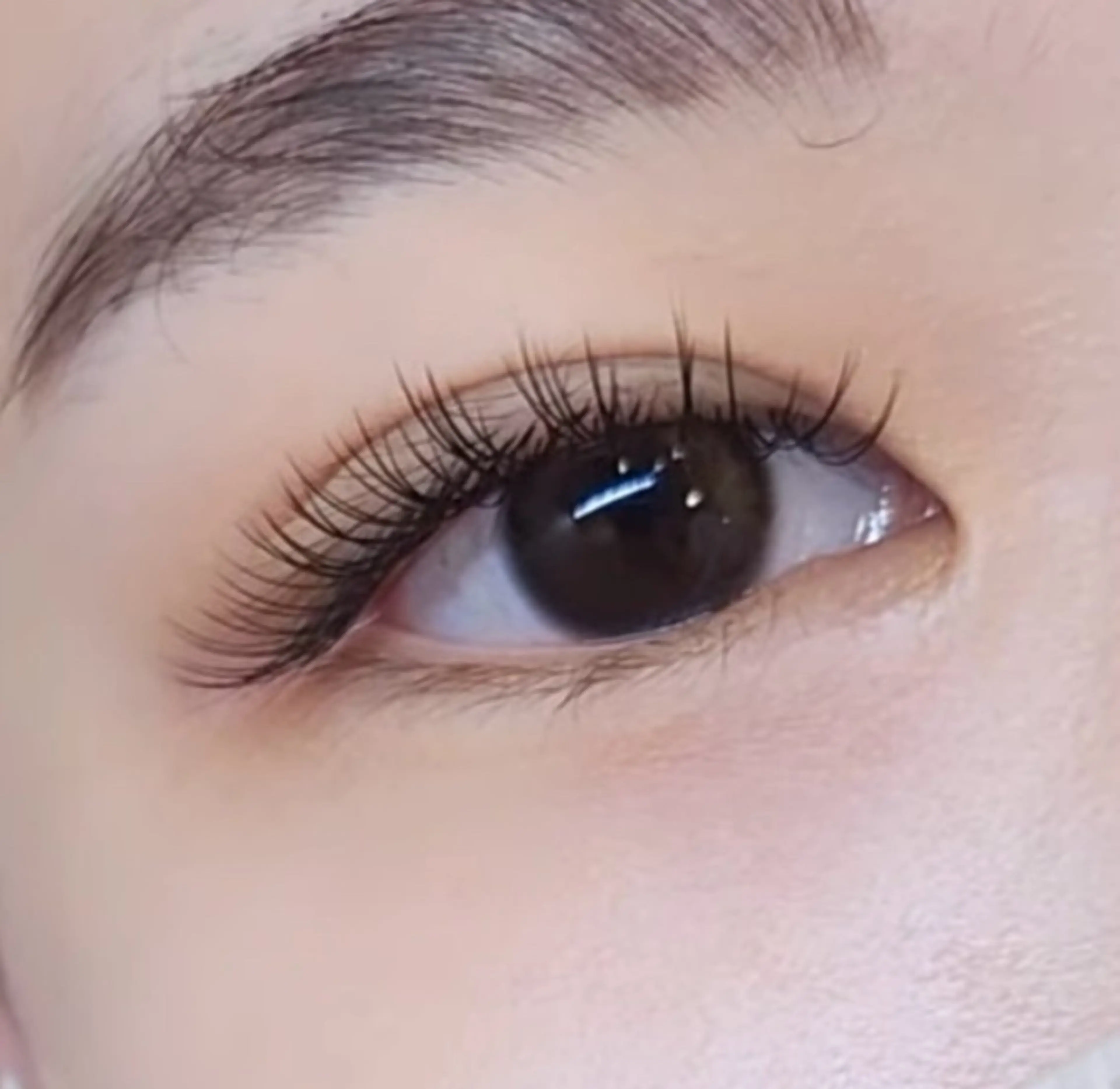 マツエク・マツパ マツエク あや🥑 チルザルトサロンのマツエク・マツパデザイン