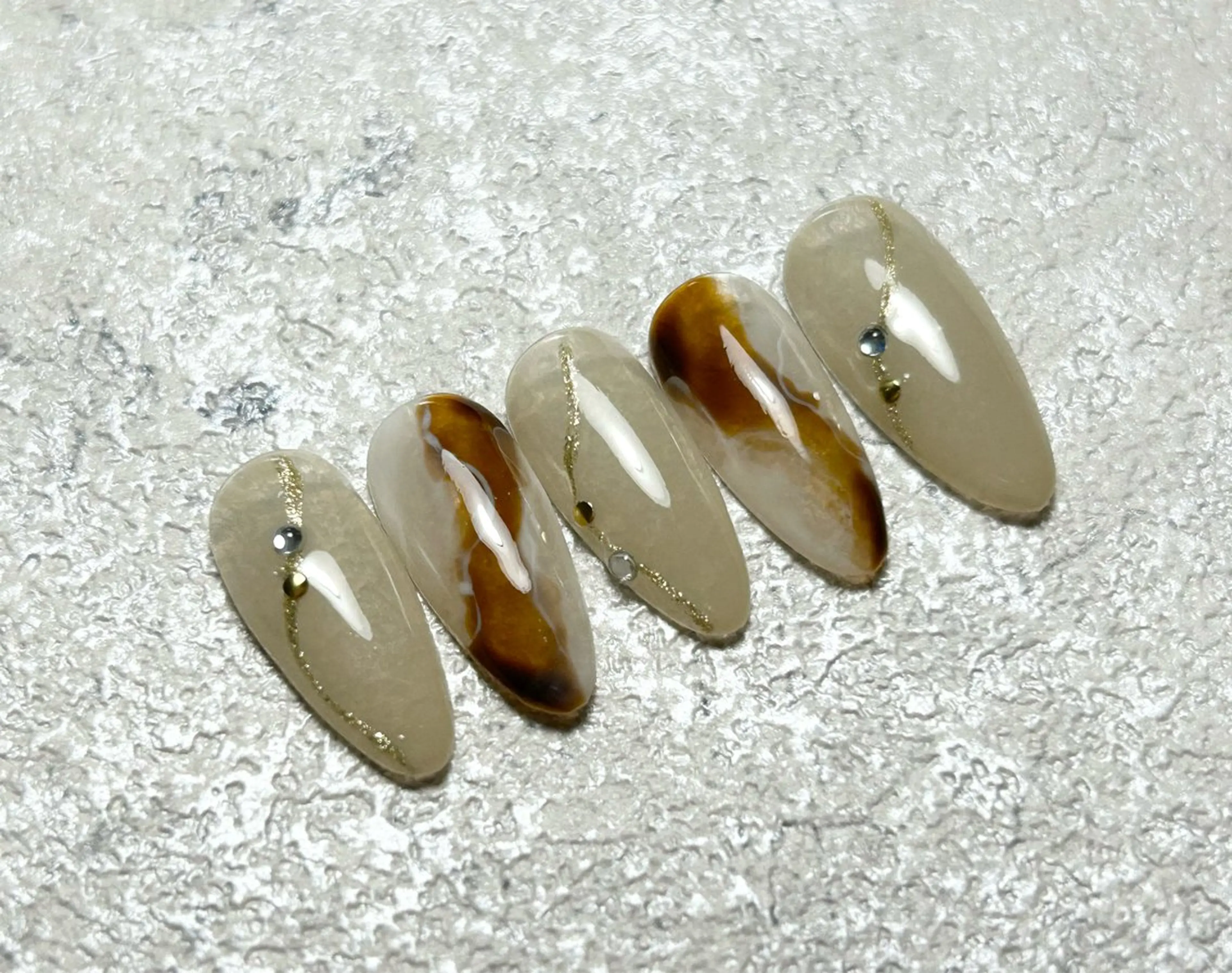 ネイル ニュアンスネイル A I R I ♡のネイルデザイン