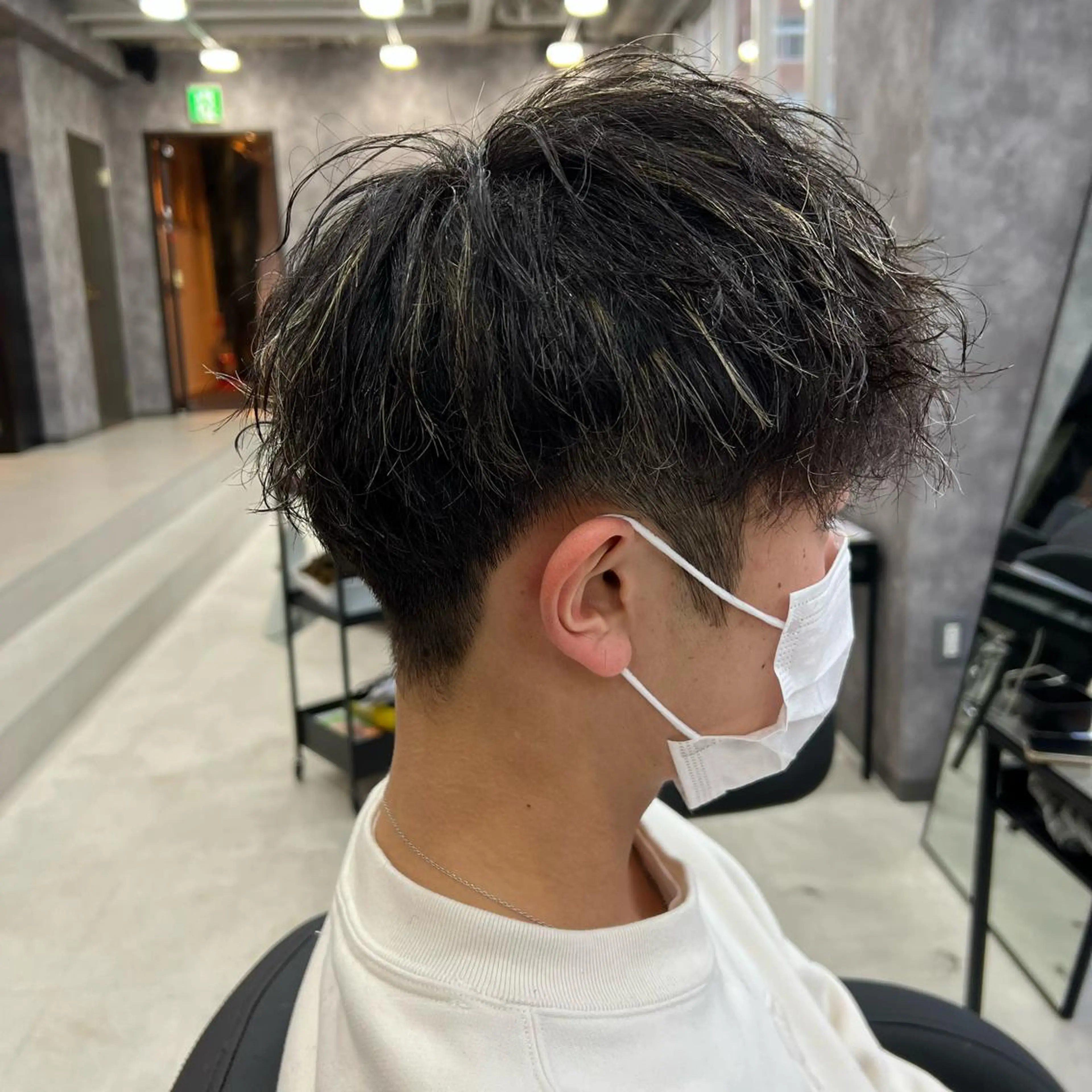 カラー メンズ カット ヘアカラー メンズパーマ特化 荻田知也のヘアスタイル