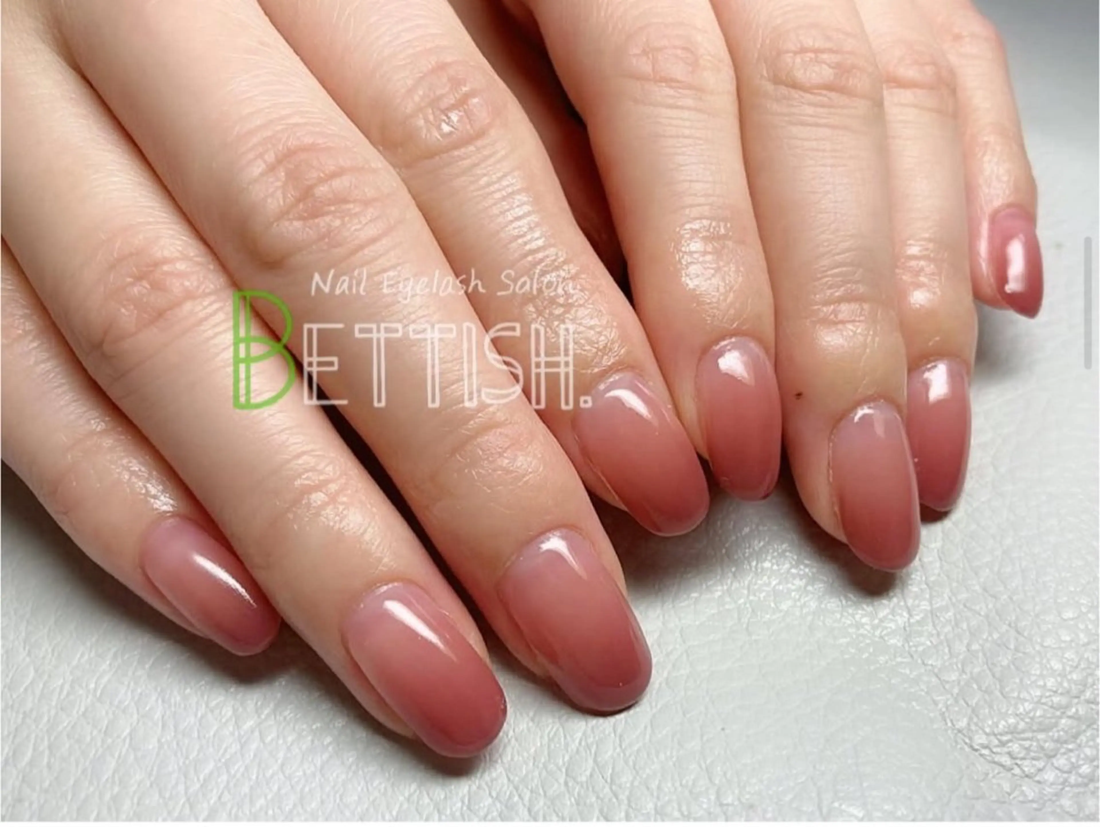 ネイル ハンドネイル AMI 🤍のネイルデザイン