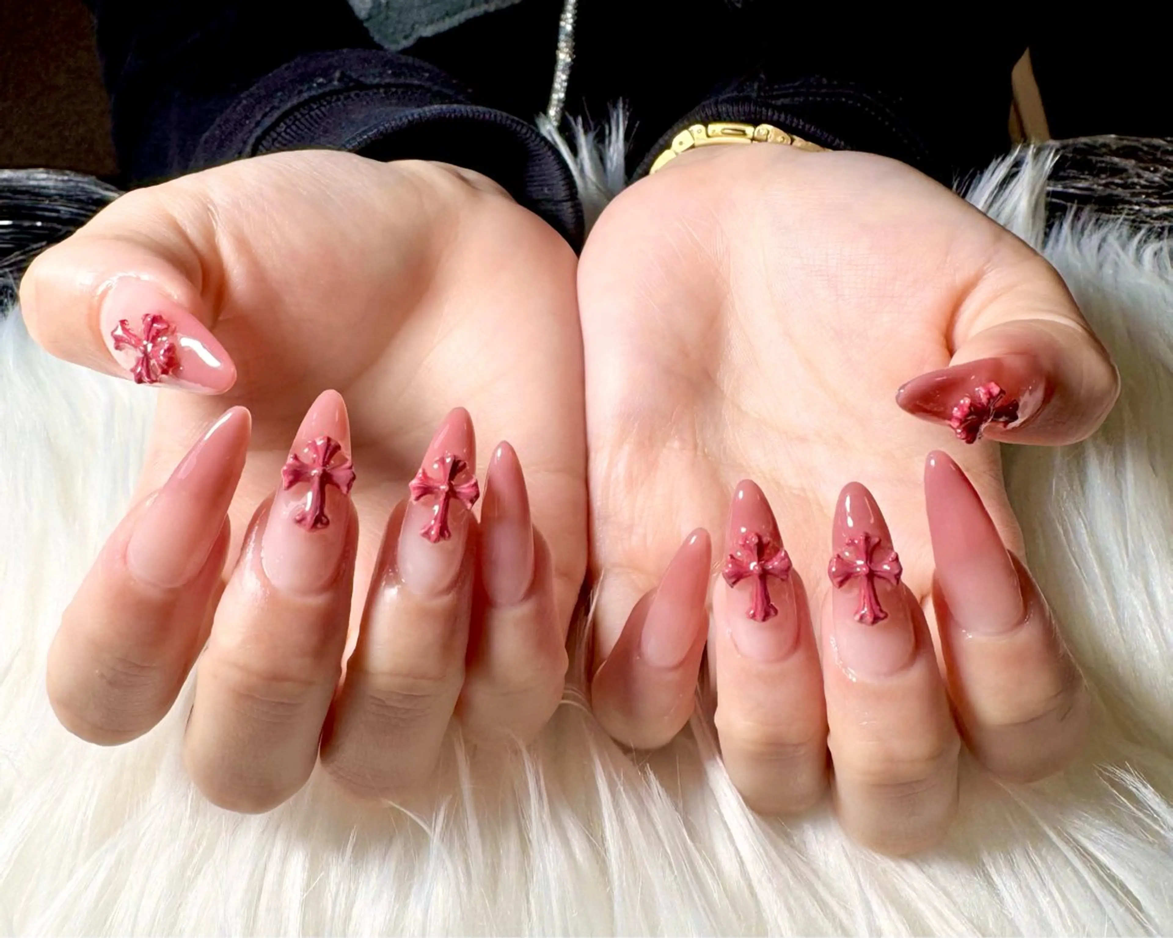 ネイル NekoNailsalon所属・グエン アンのネイルデザイン