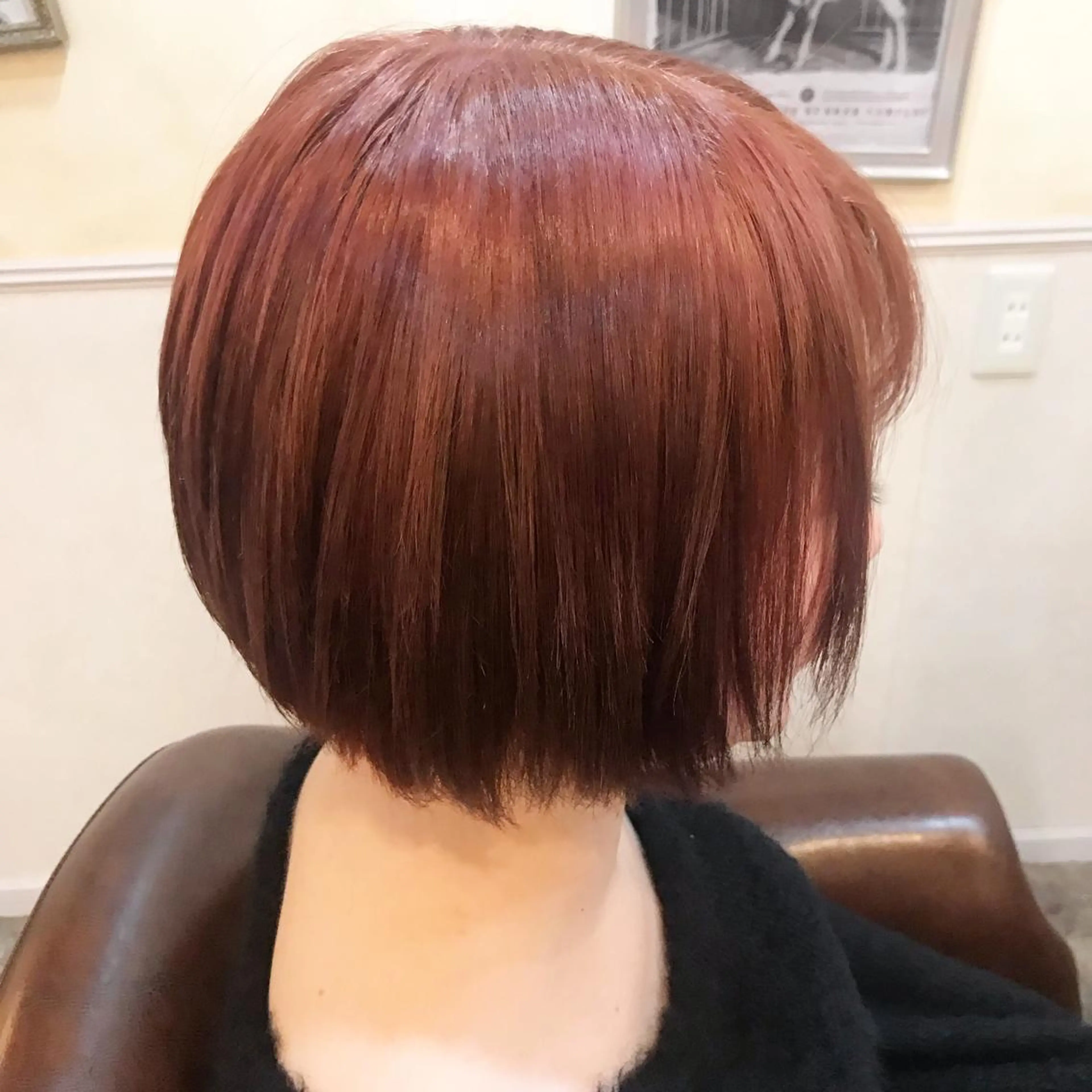 ショート カラー オーストヘアー ミコ所属・岩谷/ブリーチ 🫧透明感カラーのヘアスタイル