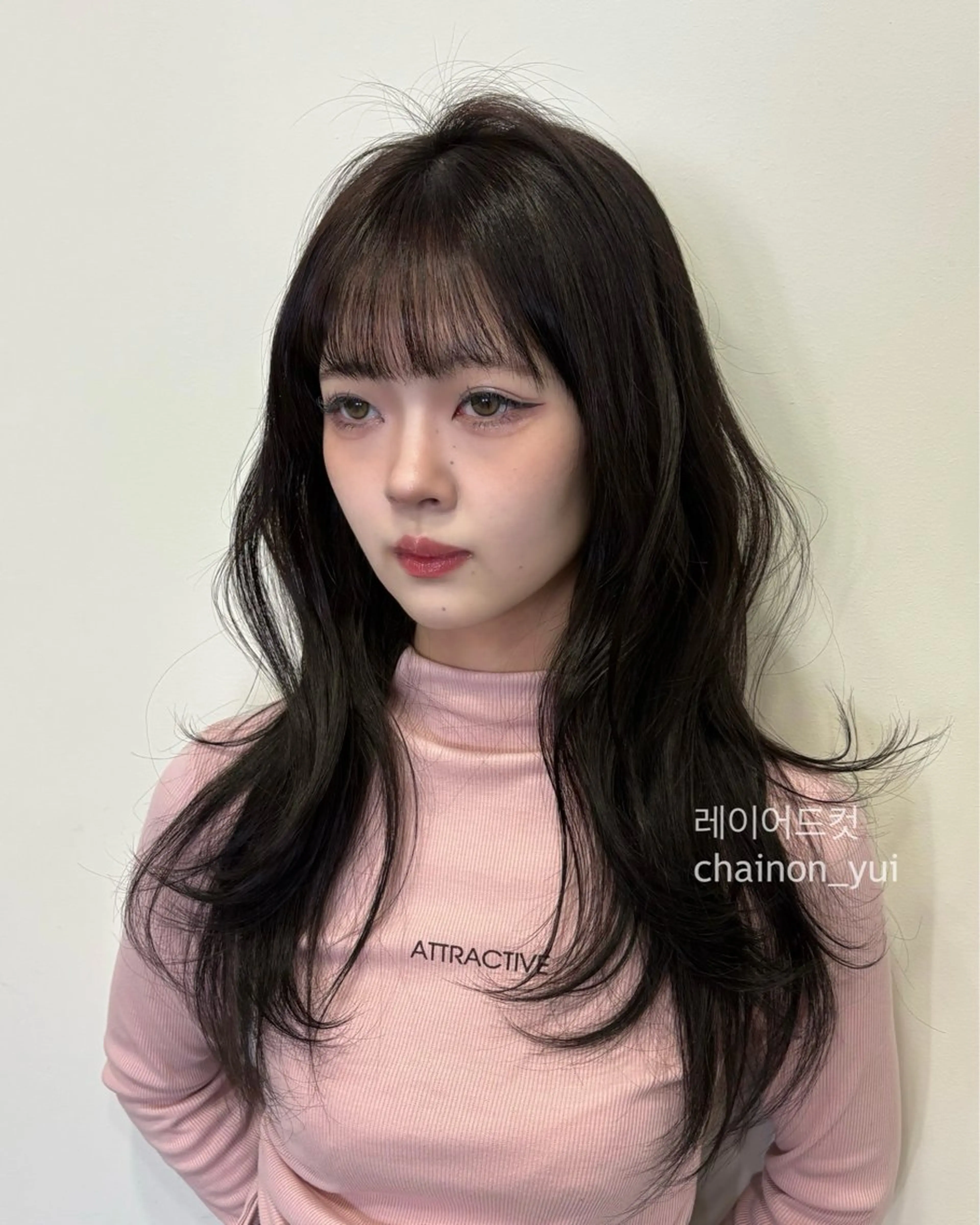 ロング カット ヘアカラー YUI レイヤー/韓国ヘアのヘアスタイル