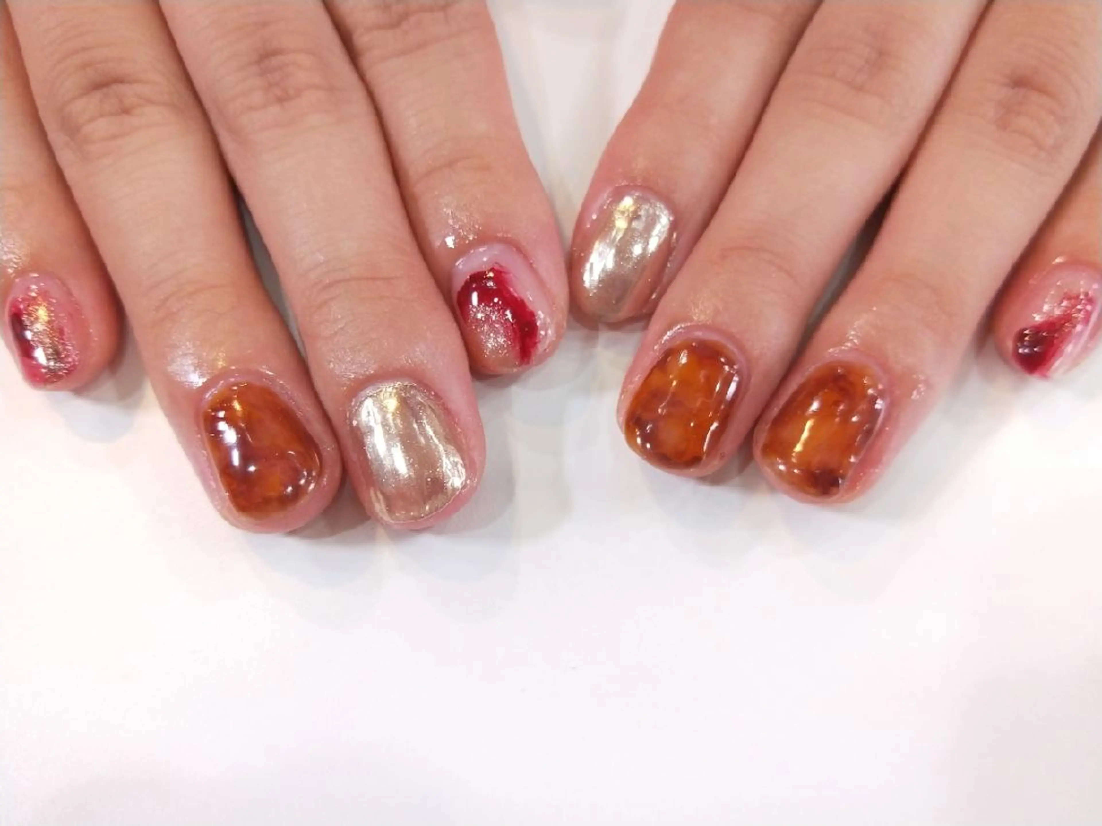 ネイル ハンドネイル ハンドケア R'well所属・はばすみれ🎀ﾈｲﾙ 光ﾌｪｲｼｬﾙ ﾍｱのネイルデザイン