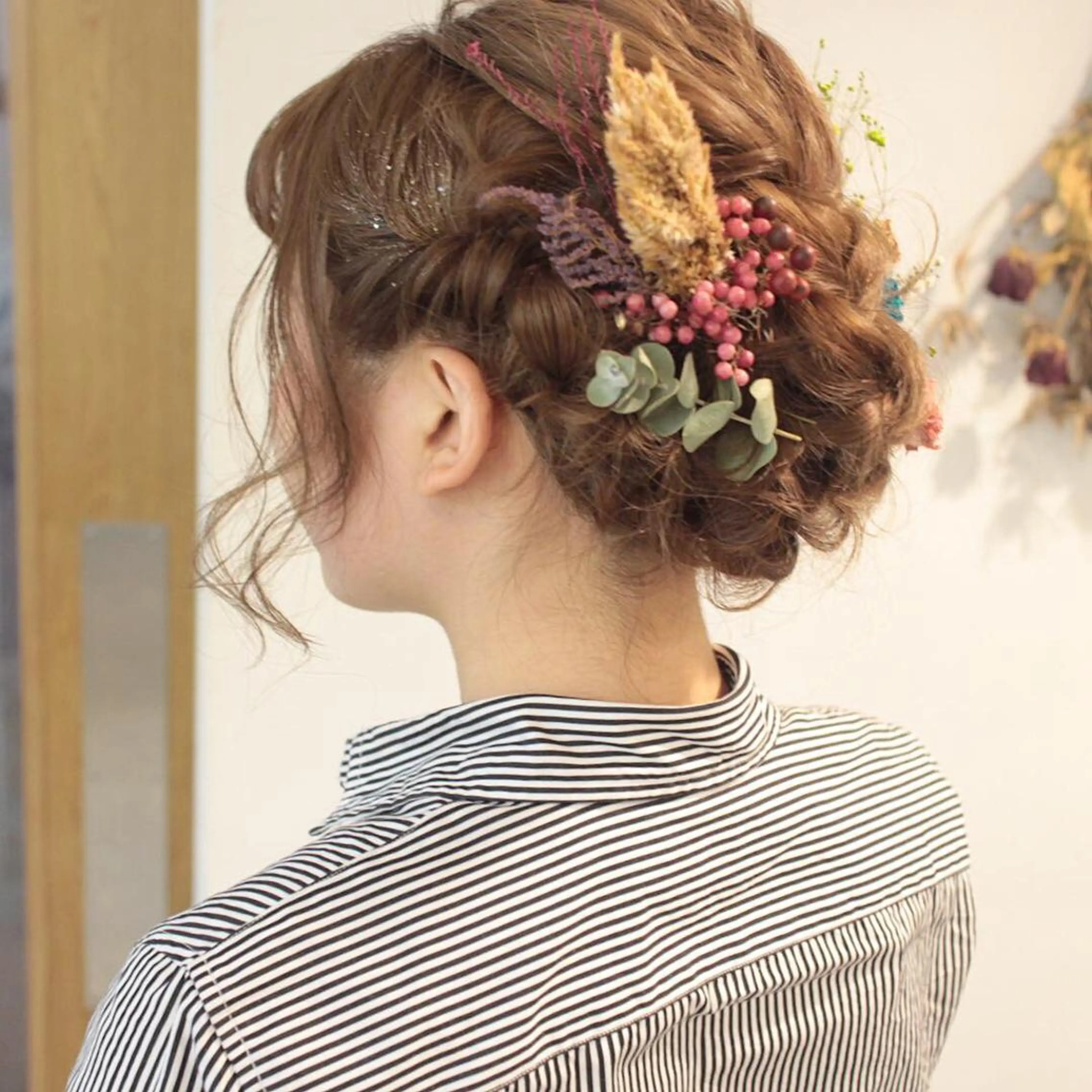 セミロング ヘアアレンジ 成人式 ハーフアップ 卒業式のヘアスタイル Click所属・クニモトハルナ ボブ/柔らかカラーのヘアスタイル