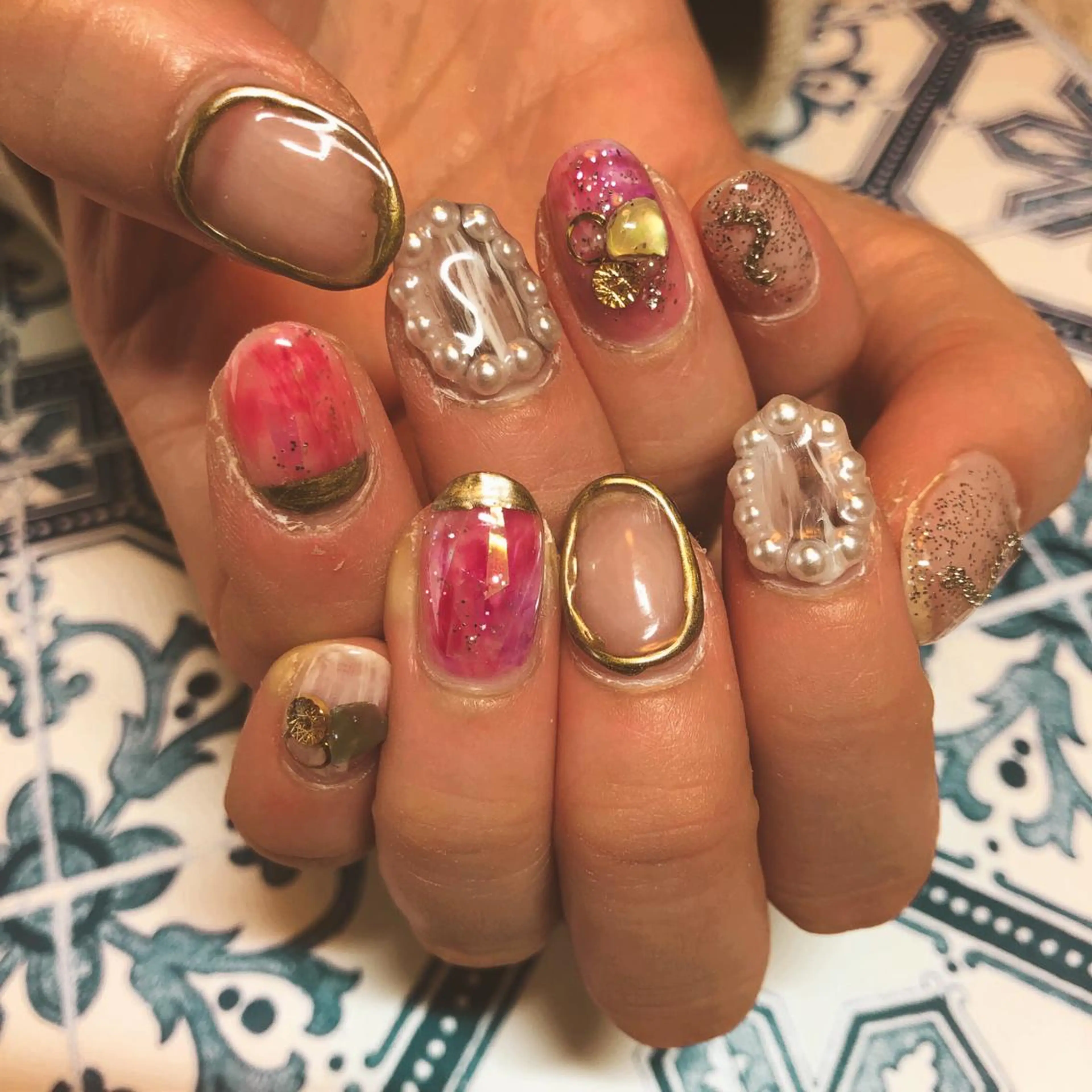 ネイル nail salon  aloalo所属・Nailist Ayaのネイルデザイン
