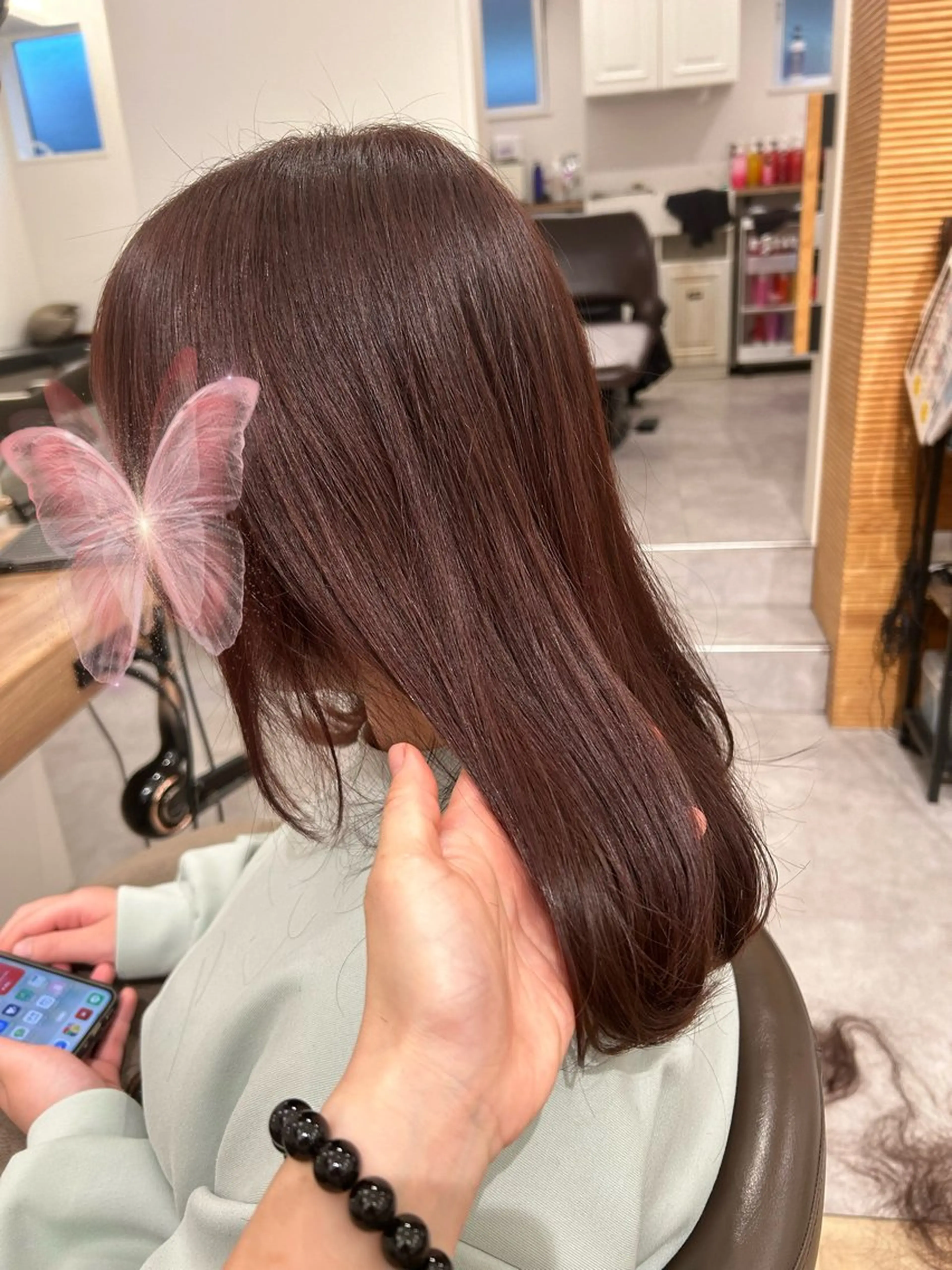 セミロング カラー カット ヘアカラー riddle hair(駒生)所属・山越 美裕樹のヘアスタイル