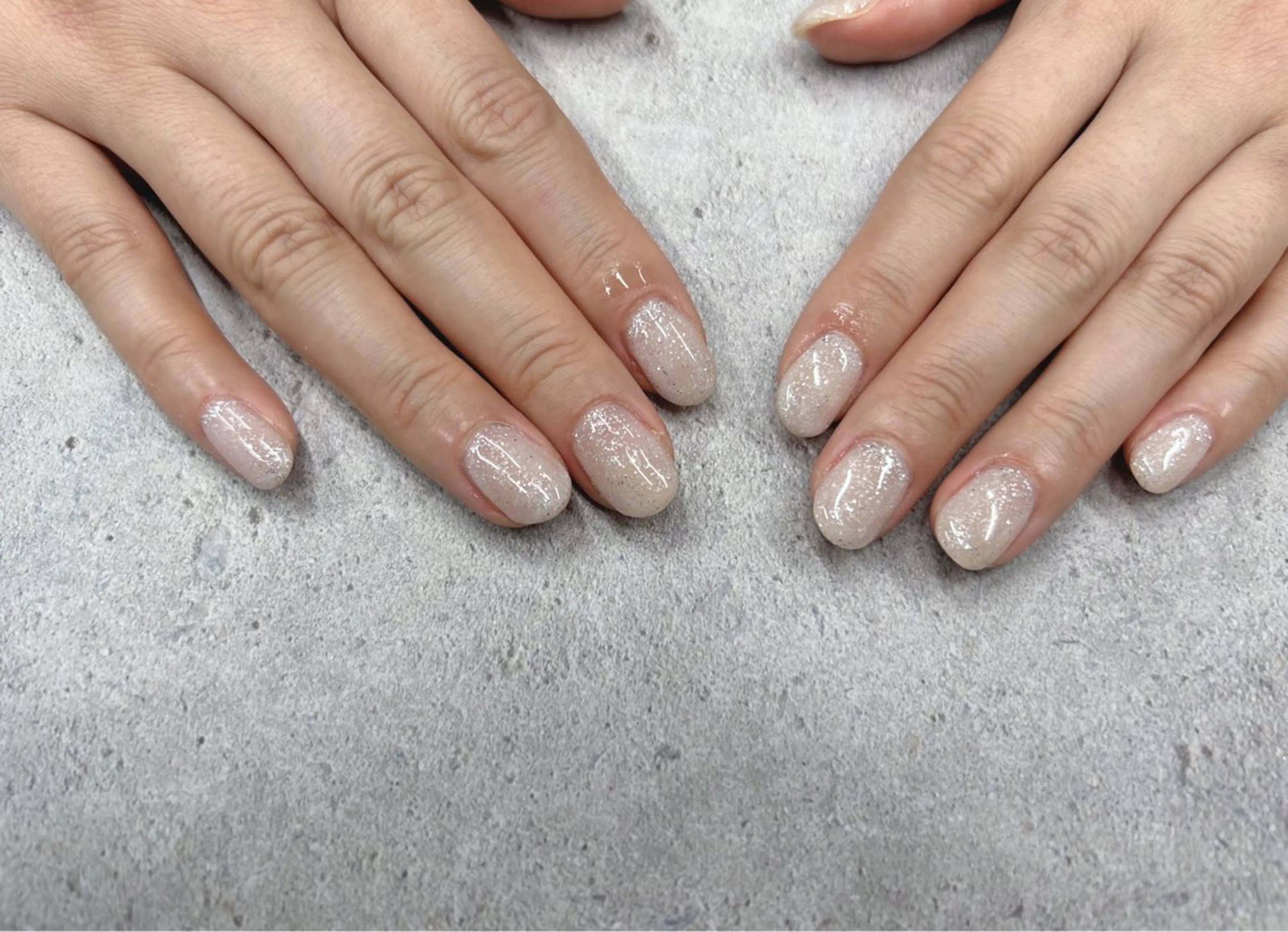 ネイル ラメ(グリッター) ホワイト ハンドネイル Nail Salon agré所属・agré ネイルサロン アグレのネイルデザイン