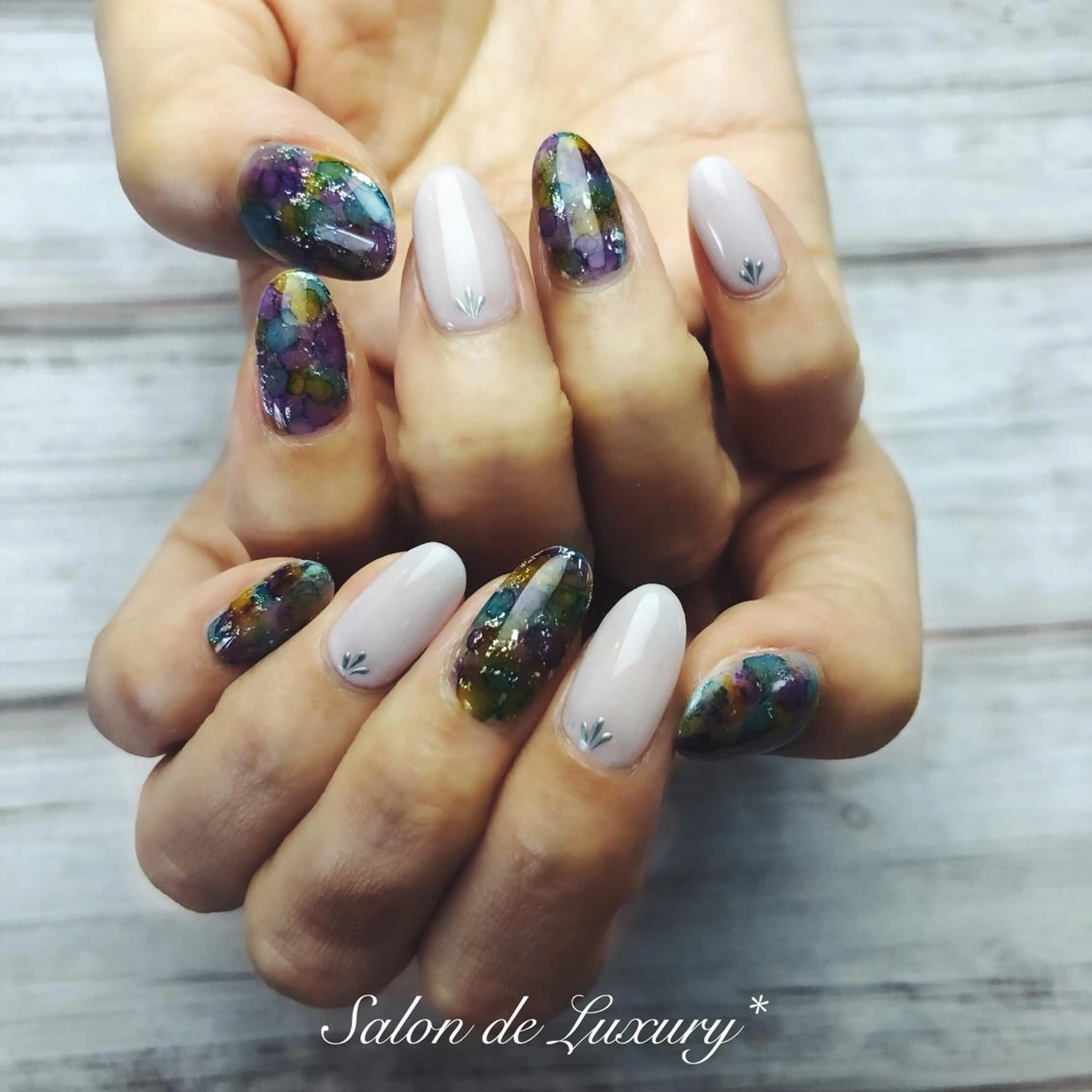 ネイル 木村 瑞希のネイルデザイン