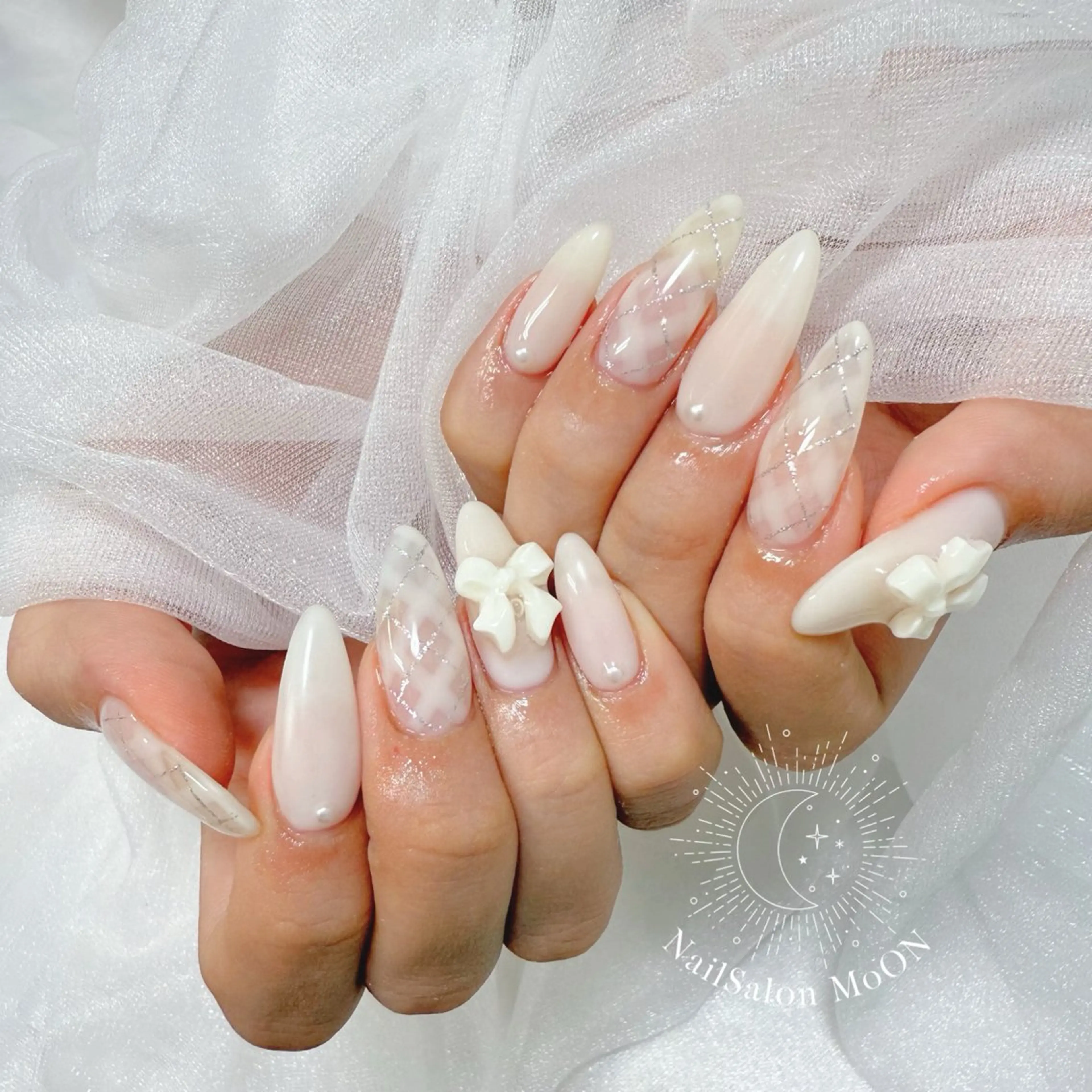 ネイル MoON...❤︎ MeGuのネイルデザイン