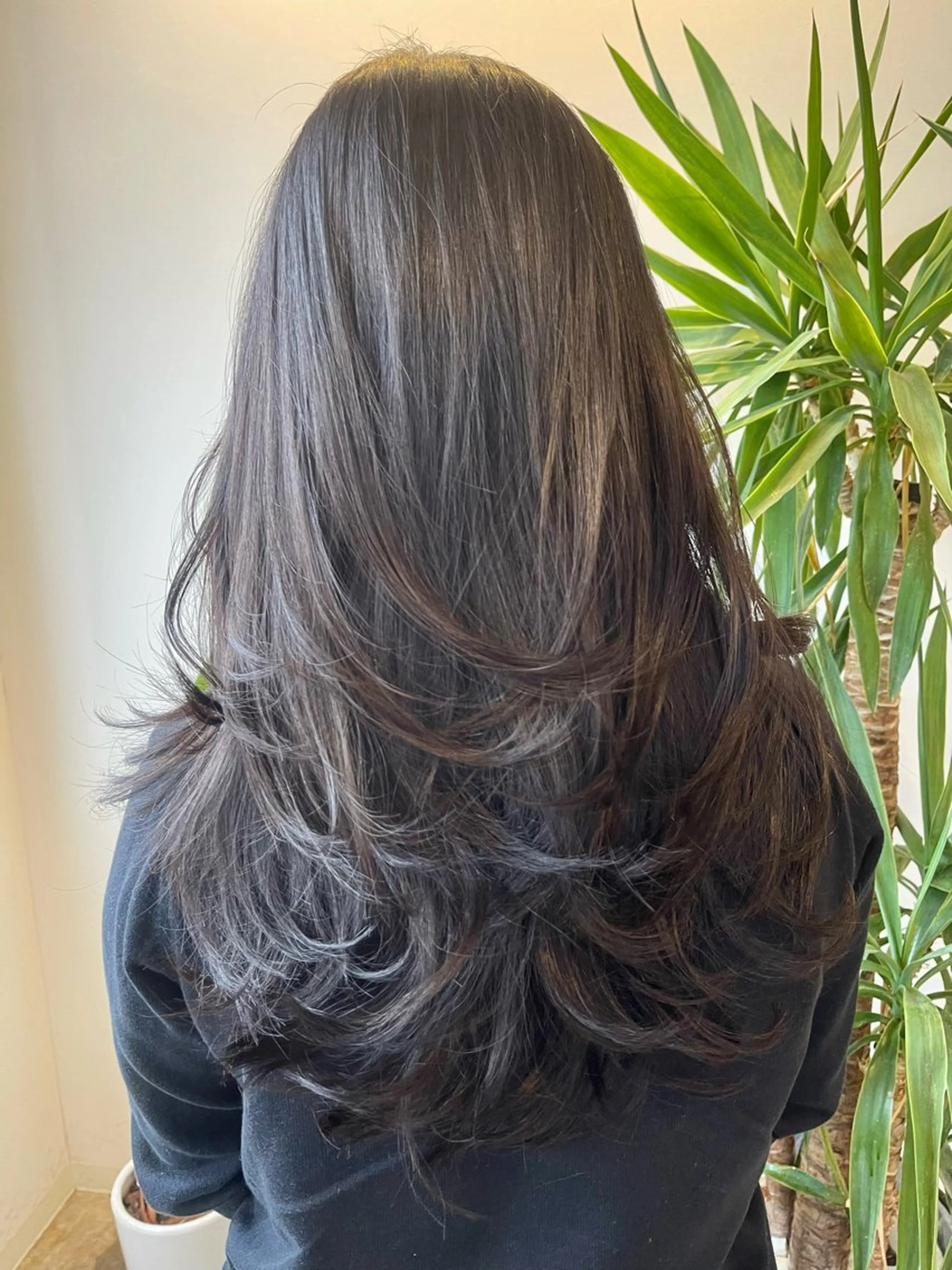 ミディアム カラー レイヤーカット カット Che'ri所属・海外レイヤー/ レイヤーカット/和田のヘアスタイル