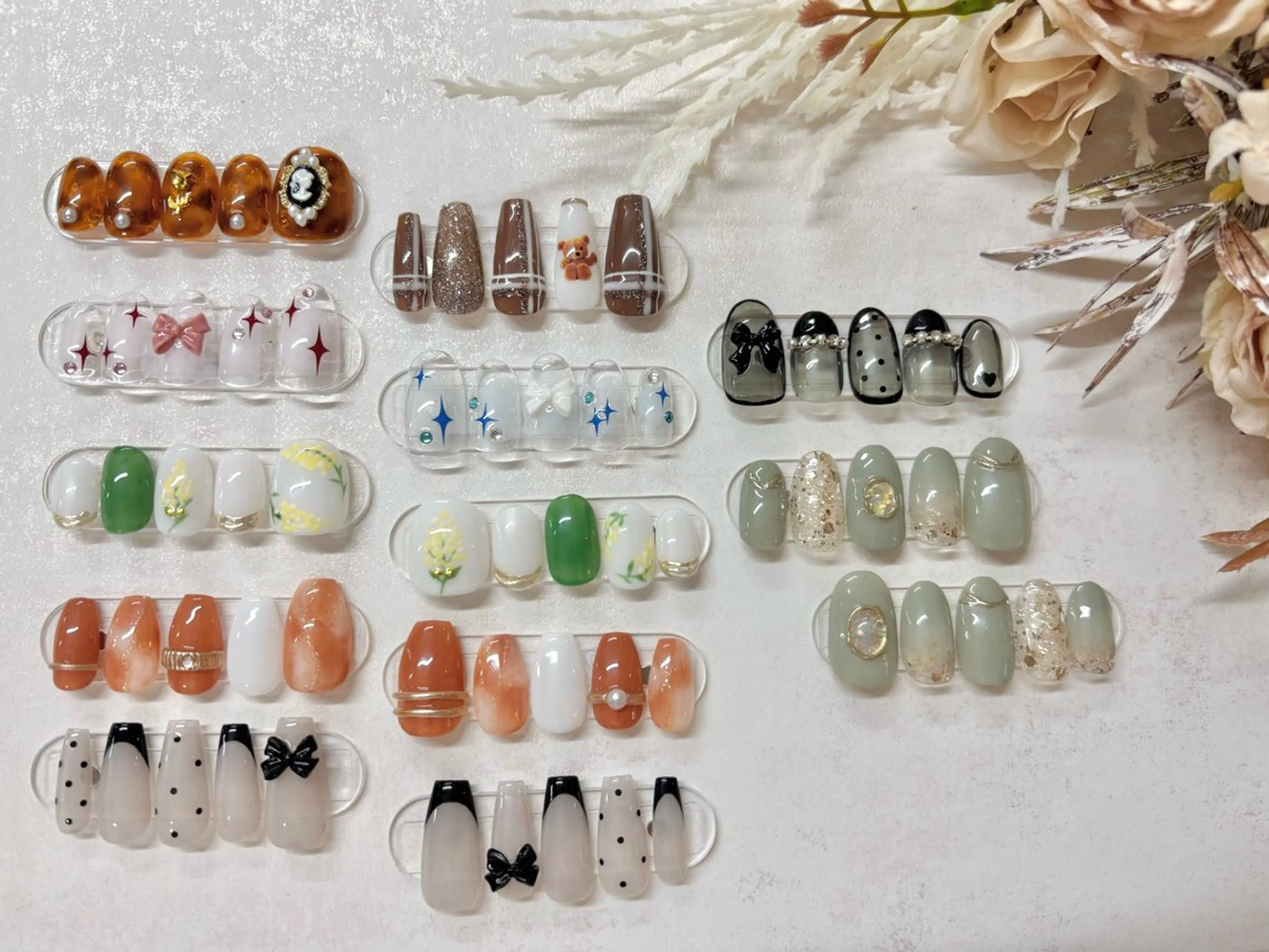 ネイル Hübsch所属・Sakura Hのネイルデザイン