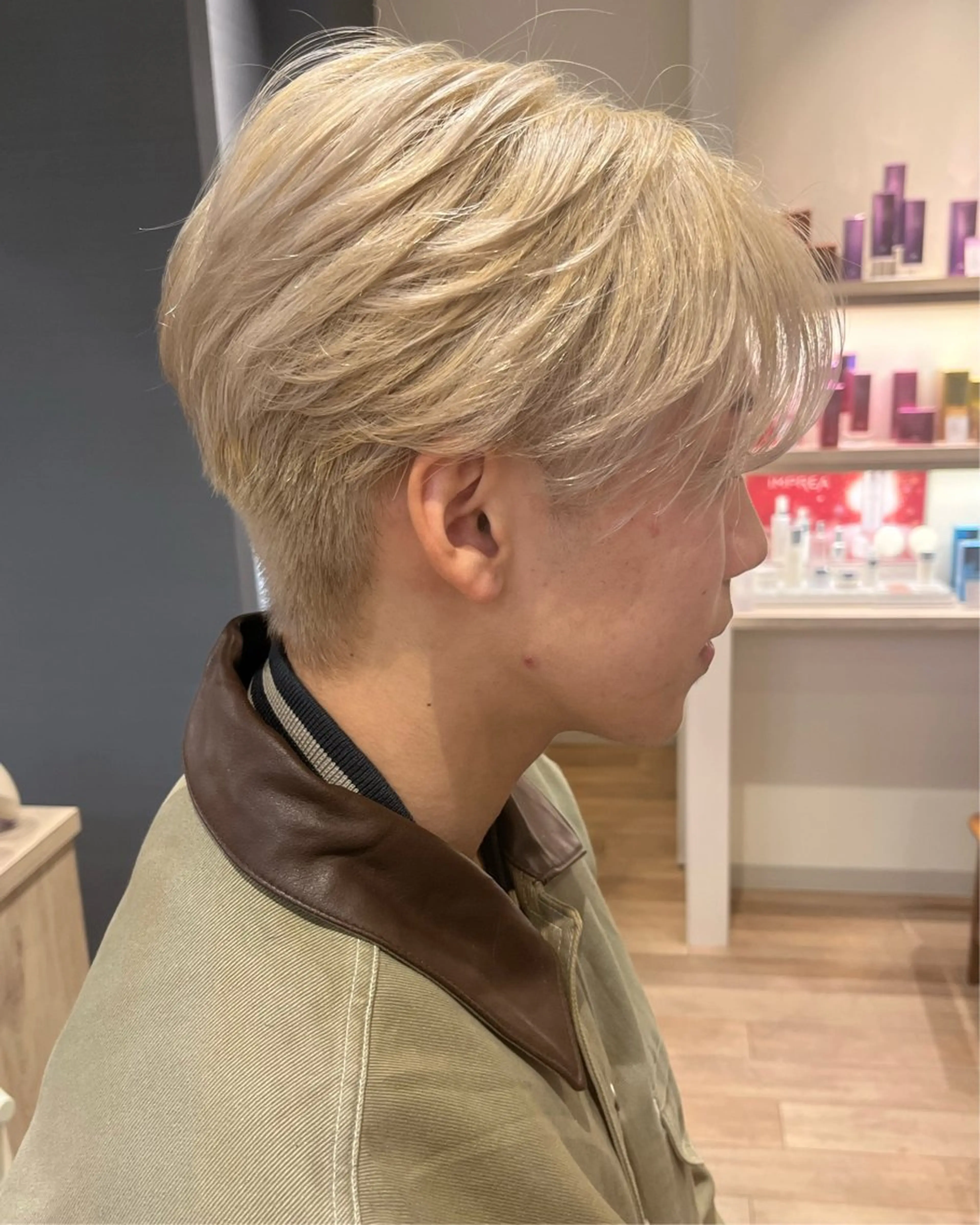 カラー メンズ ヘアカラー トリートメント セジールヘアメゾン所属・韓国レイヤー/透明感 カラー🐈曾根高のヘアスタイル