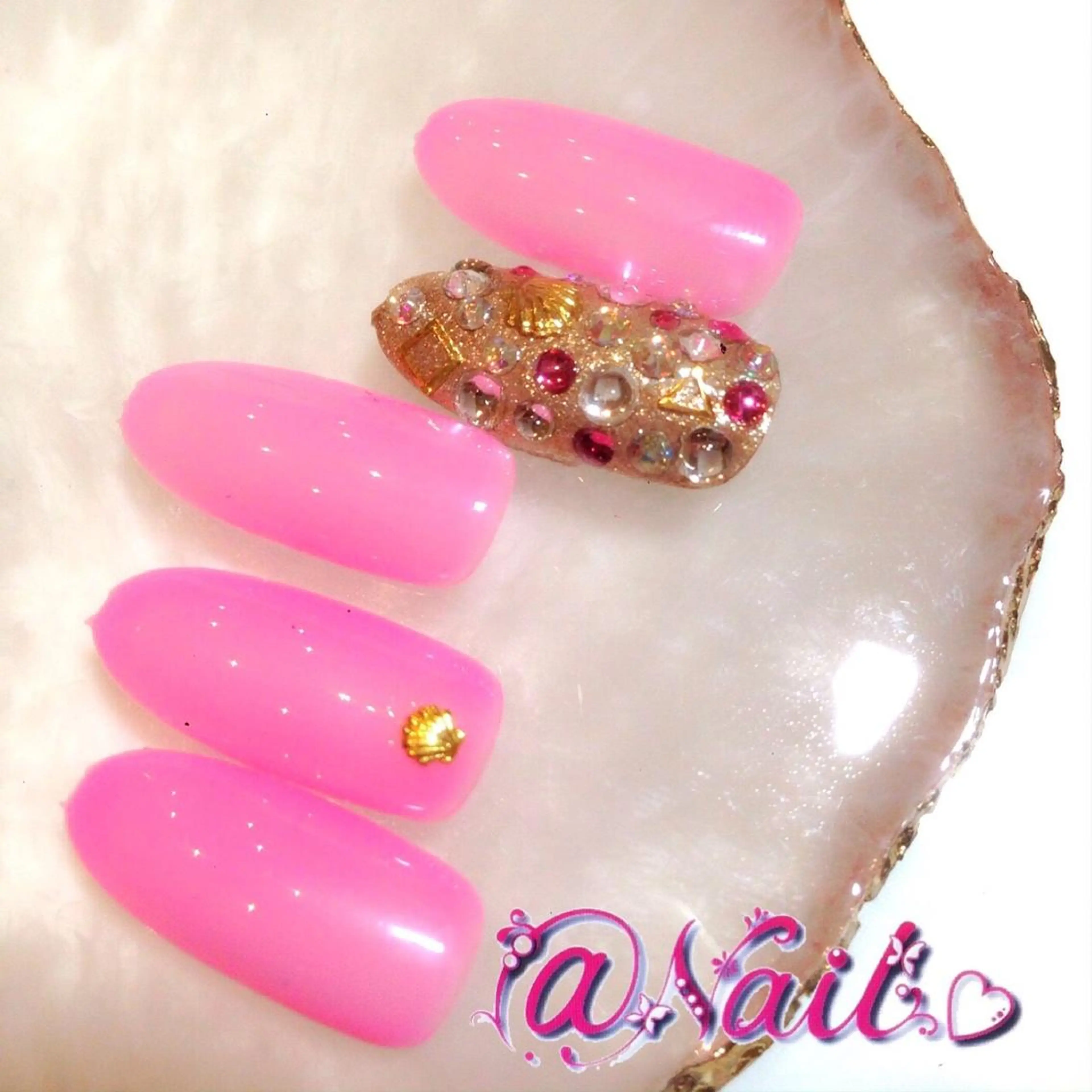 ネイル ネイルチップ 小尾 栞のネイルデザイン