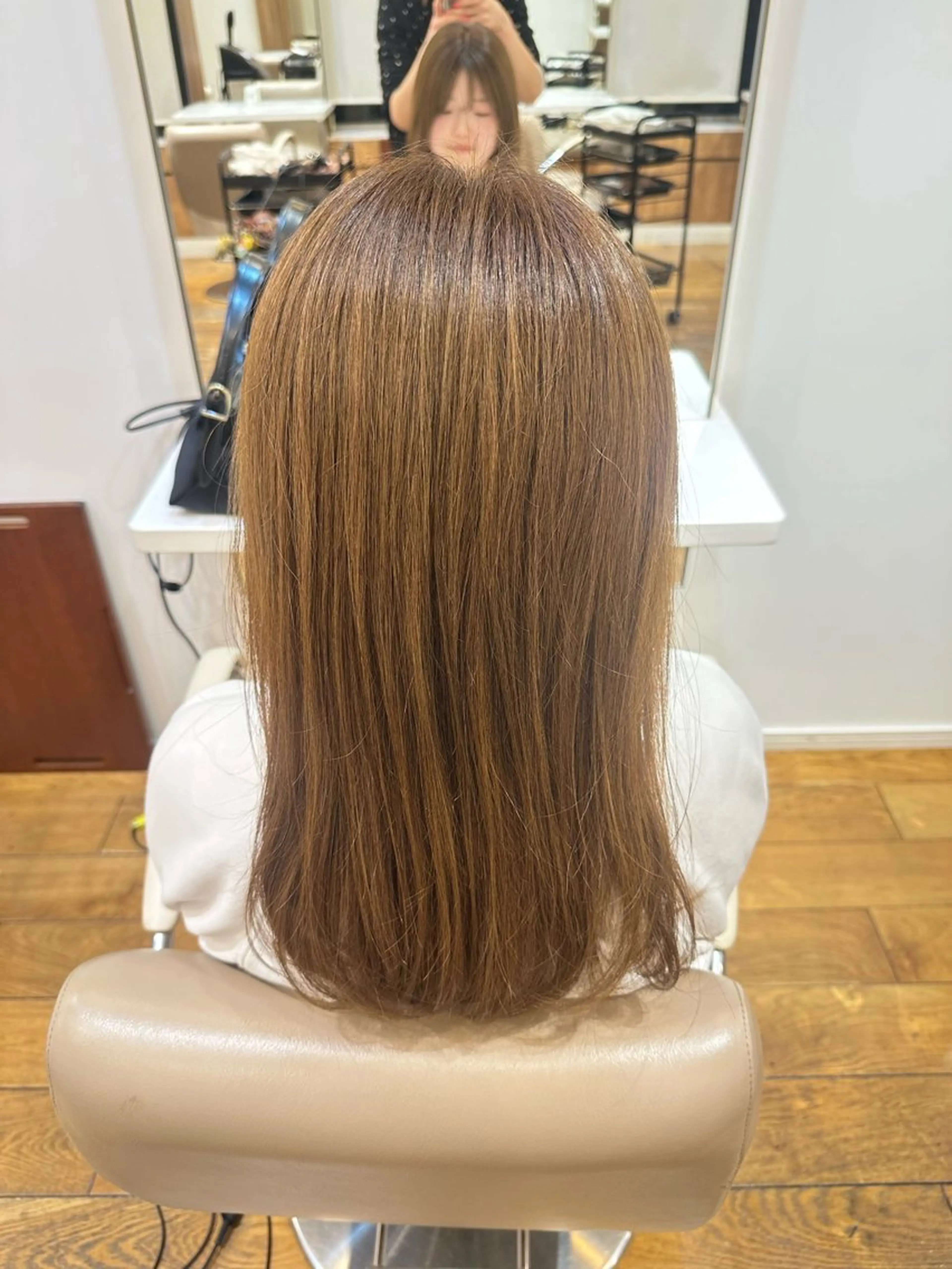 セミロング カラー ブリーチ ブリーチなしカラー ヘアカラー 池見 円花🌷のヘアスタイル