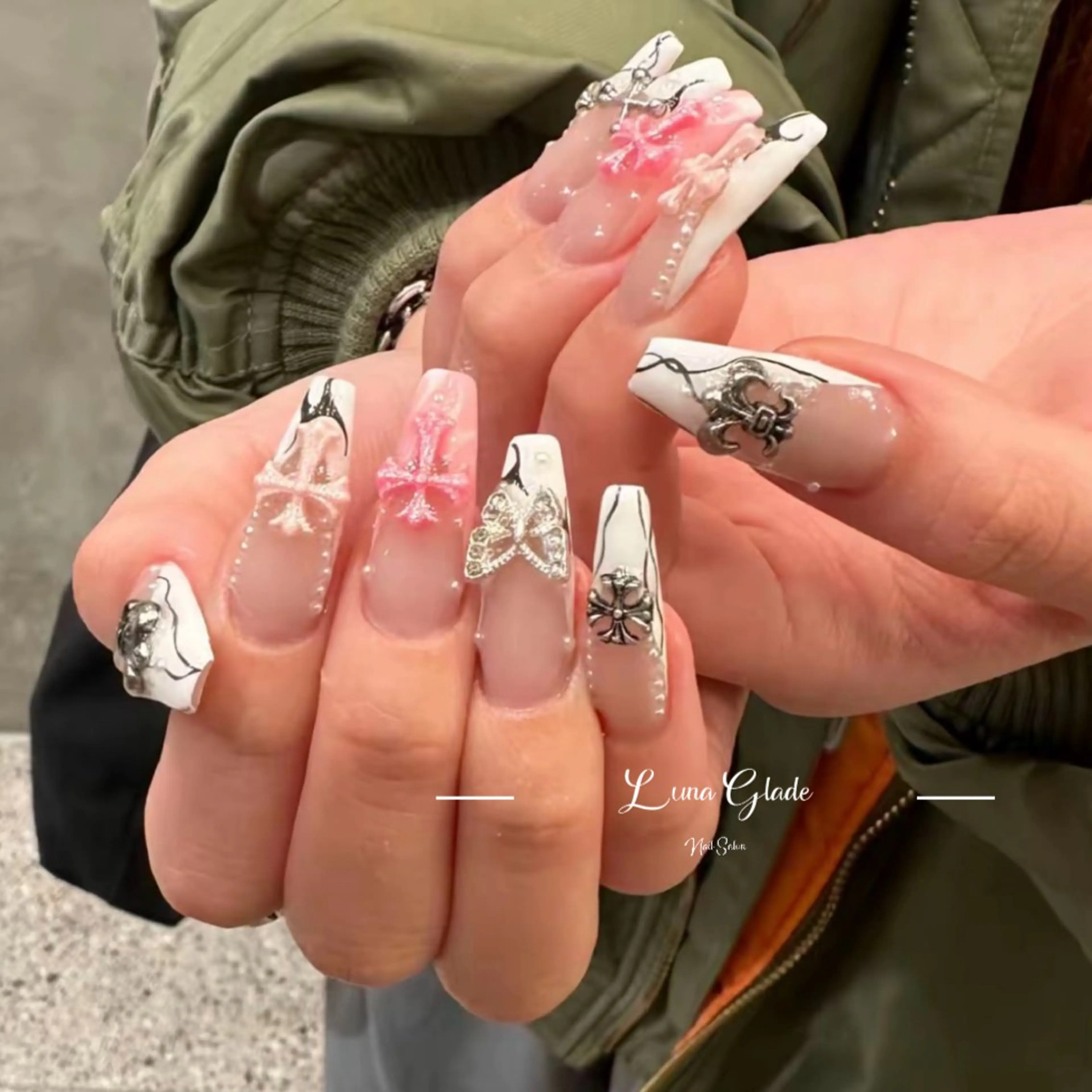 ネイル ハンドネイル Luna Glade Nail Salon所属・Luna Gladeのネイルデザイン