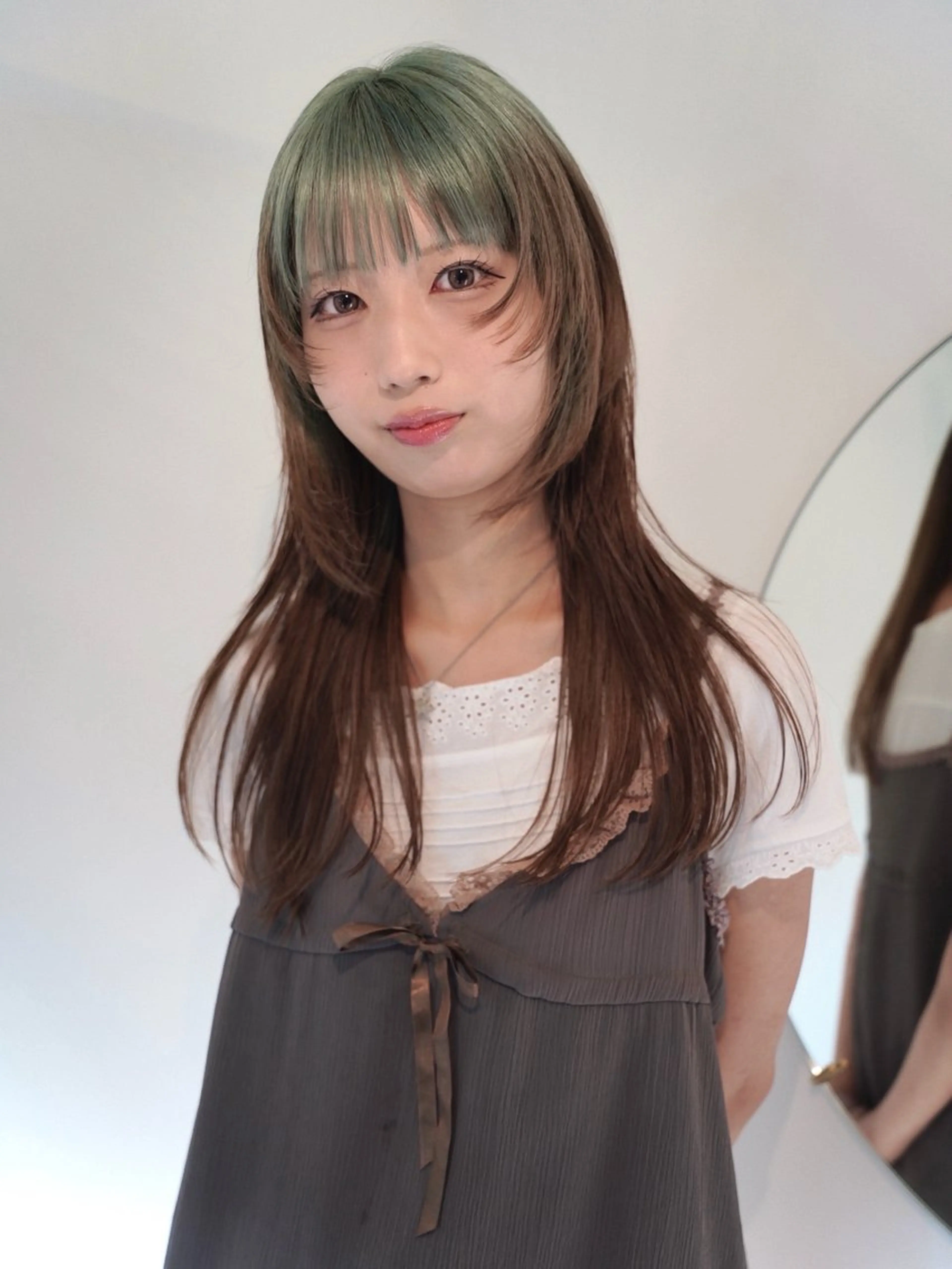 ロング カラー ブリーチ ブラウンカラー ミント ウルフカット カット ヘアカラー トリートメント デザイン/レイヤー Kaito🐩/栄のヘアスタイル