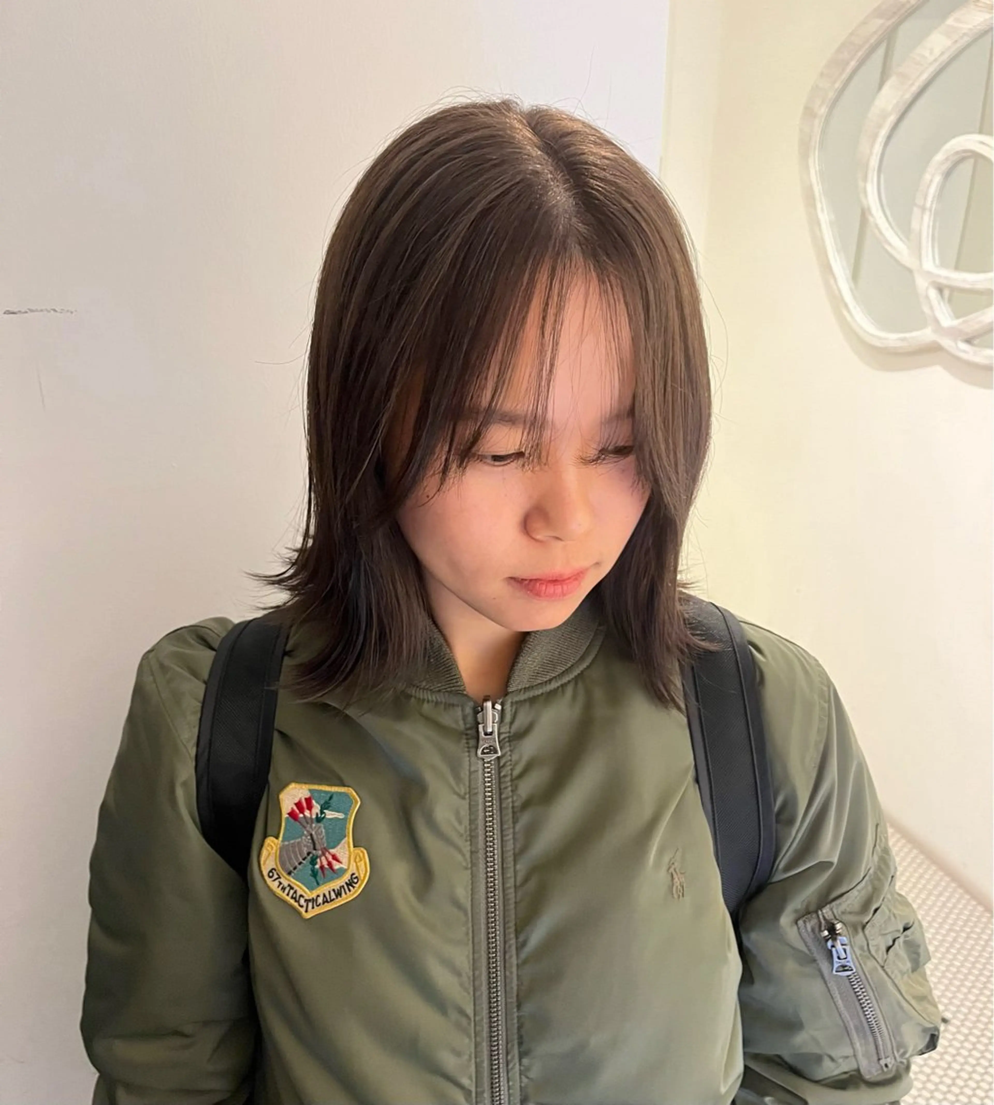 ミディアム ヘアカラー あやか/ベージュ /透け感カラーのヘアスタイル