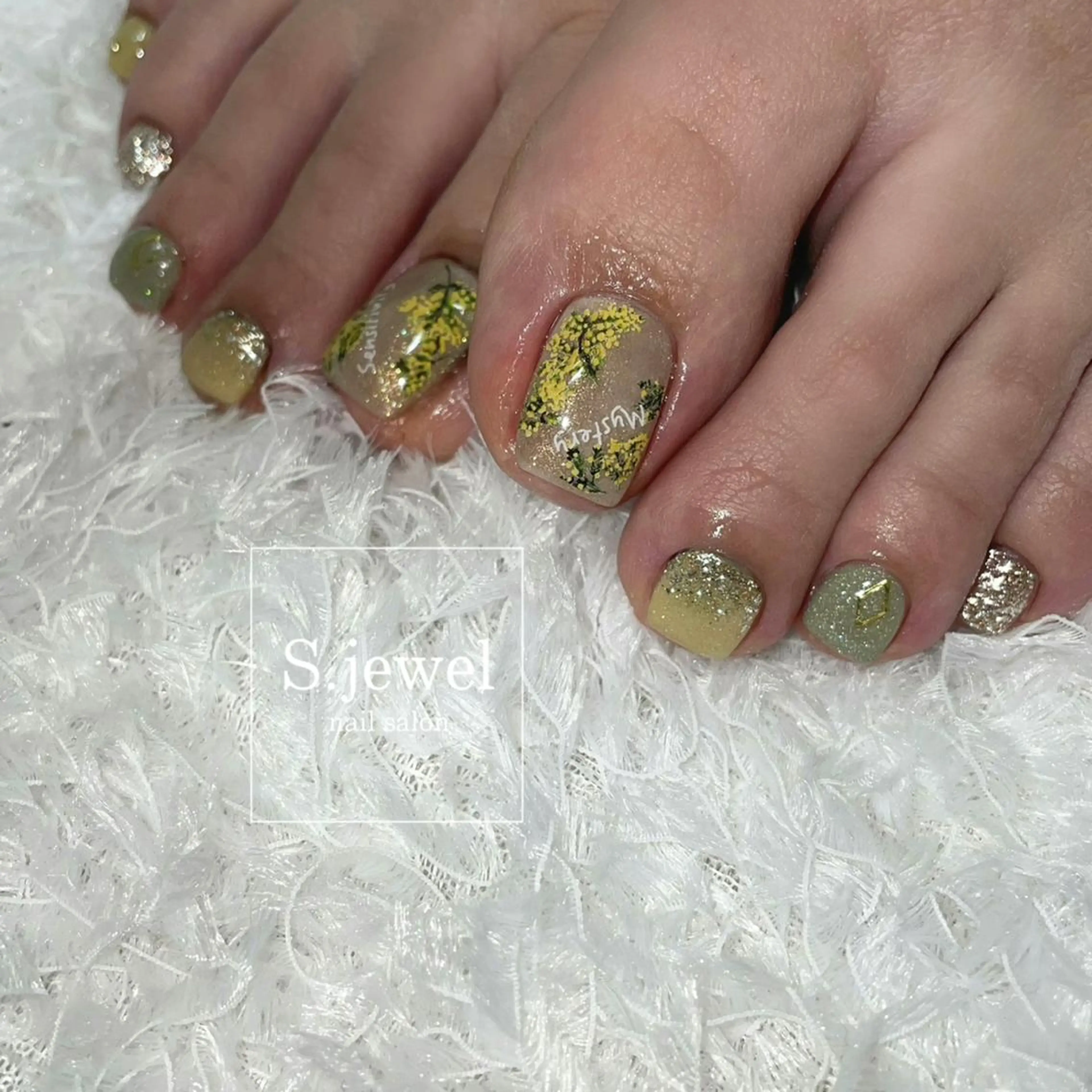 ネイル S♡JEWEL所属・S. JEWELのネイルデザイン