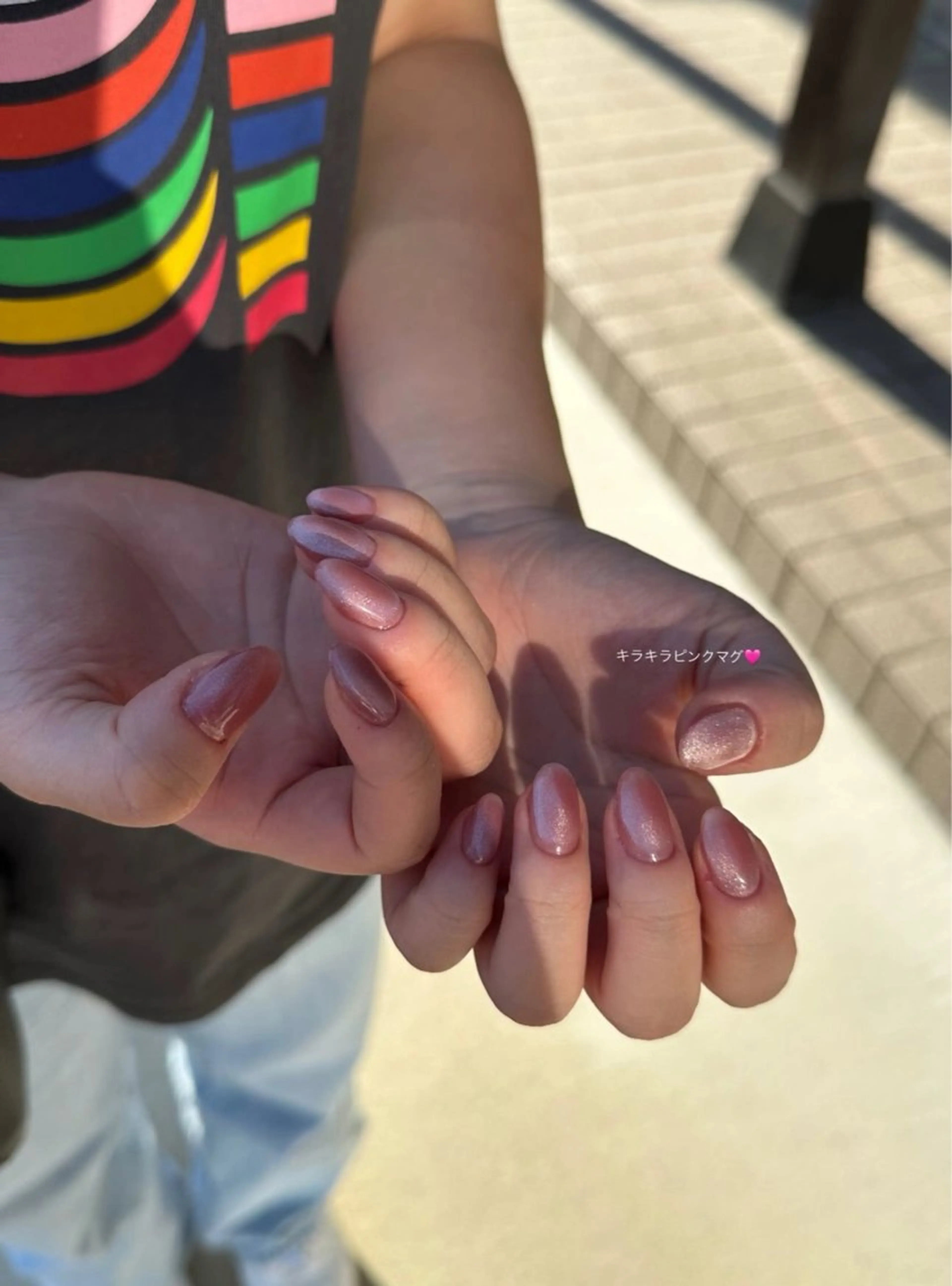 ネイル キラキラネイル ピンク ハンドネイル Sawa ︎︎𓂃⟡.·のネイルデザイン
