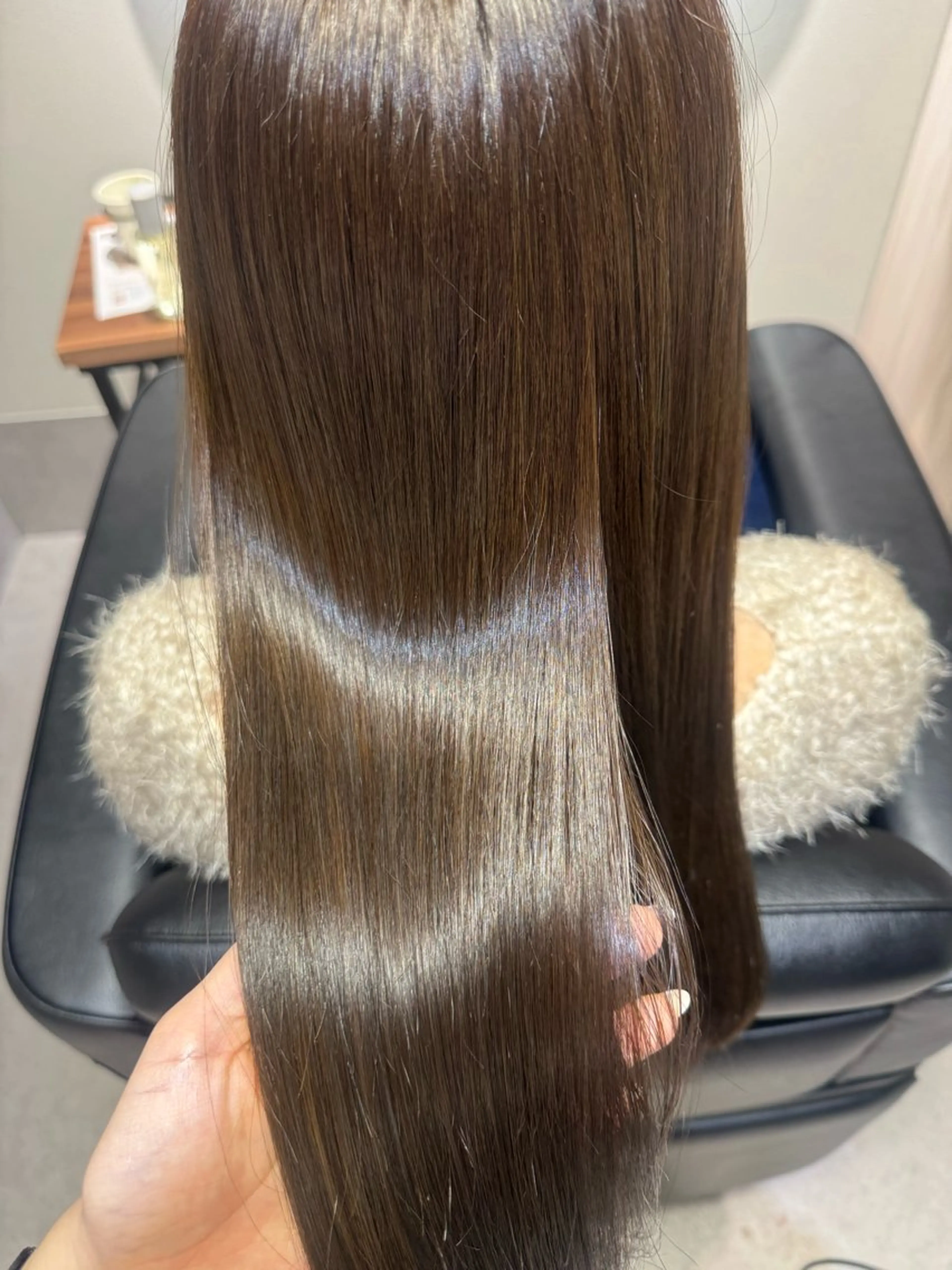 ロング カット ヘアカラー トリートメント NAVY 橋本心 縮毛矯正のヘアスタイル