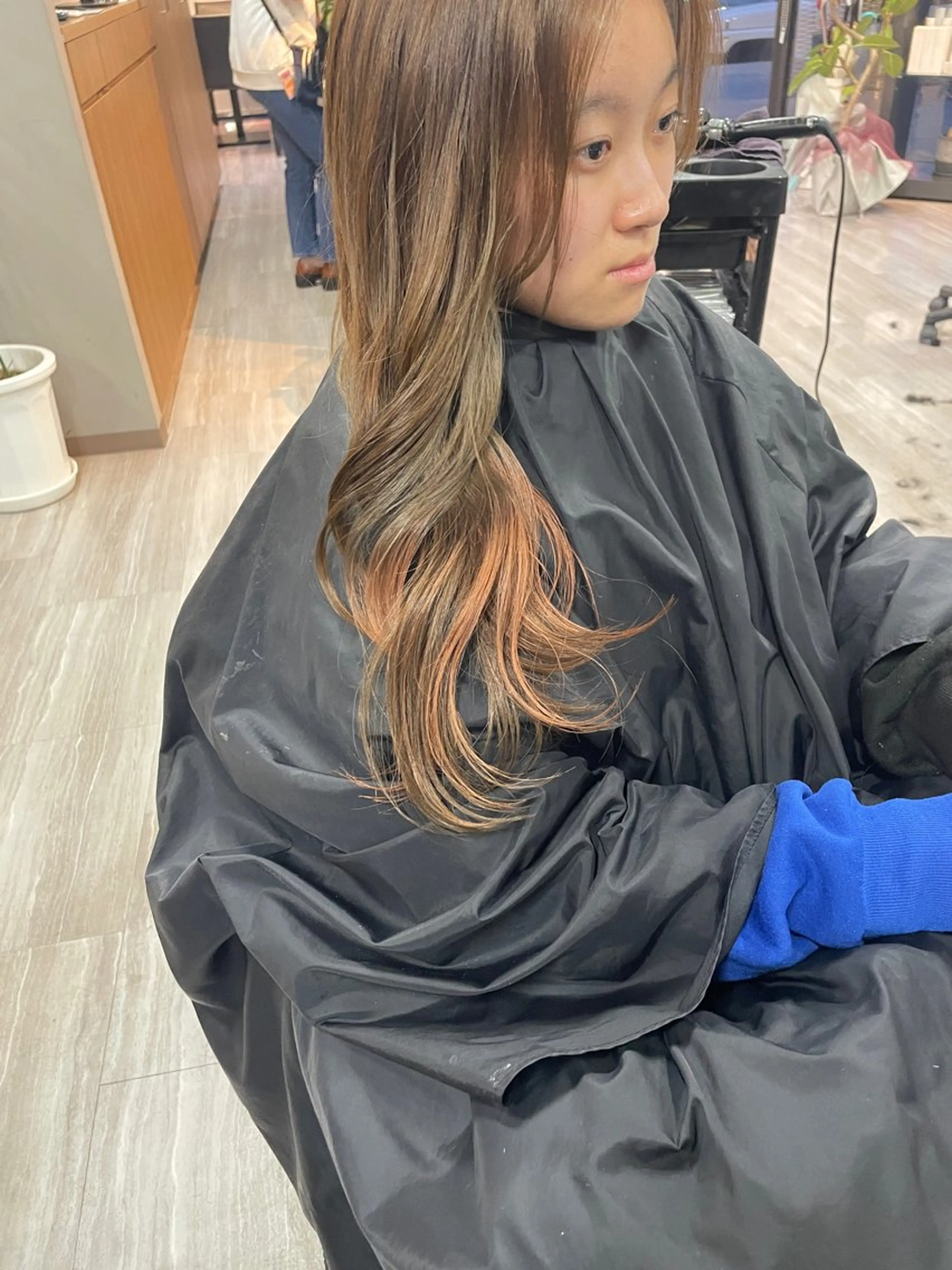 ロング カラー ブラウンカラー デザインカラー オレンジ alu所属・マキノ キョウカのヘアスタイル