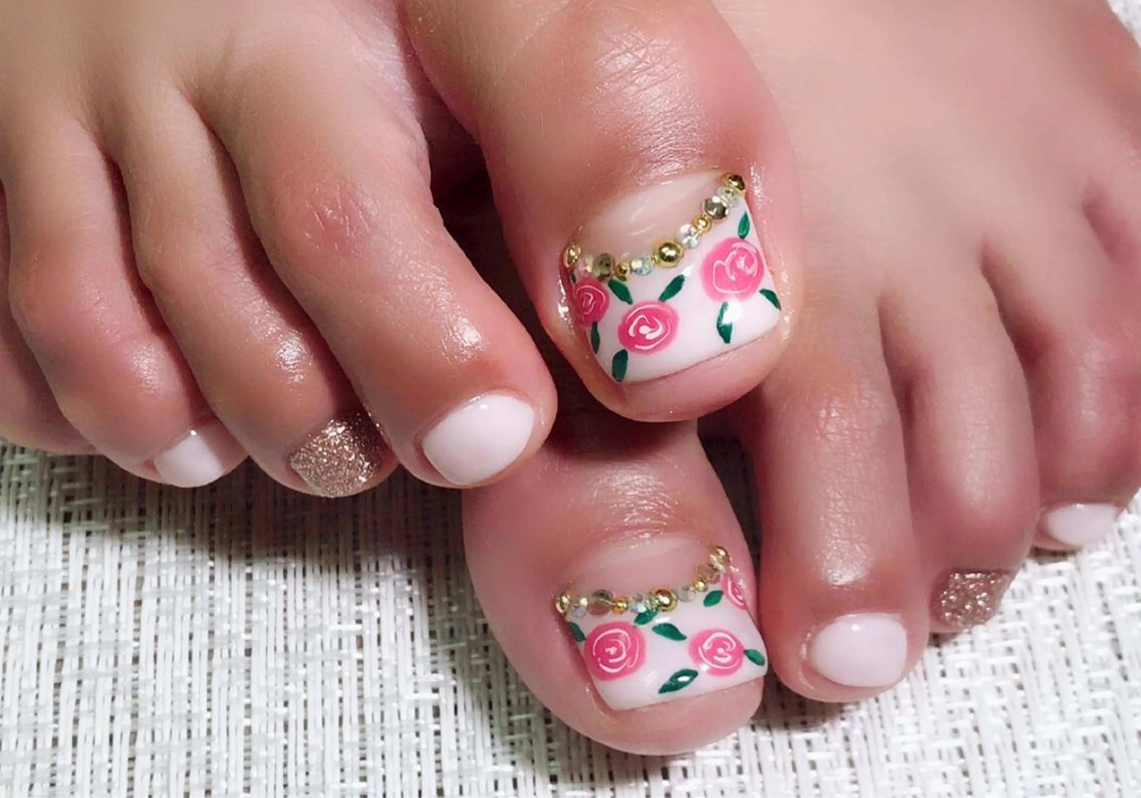 ネイル ラウバイマノマノ なかざとのネイルデザイン