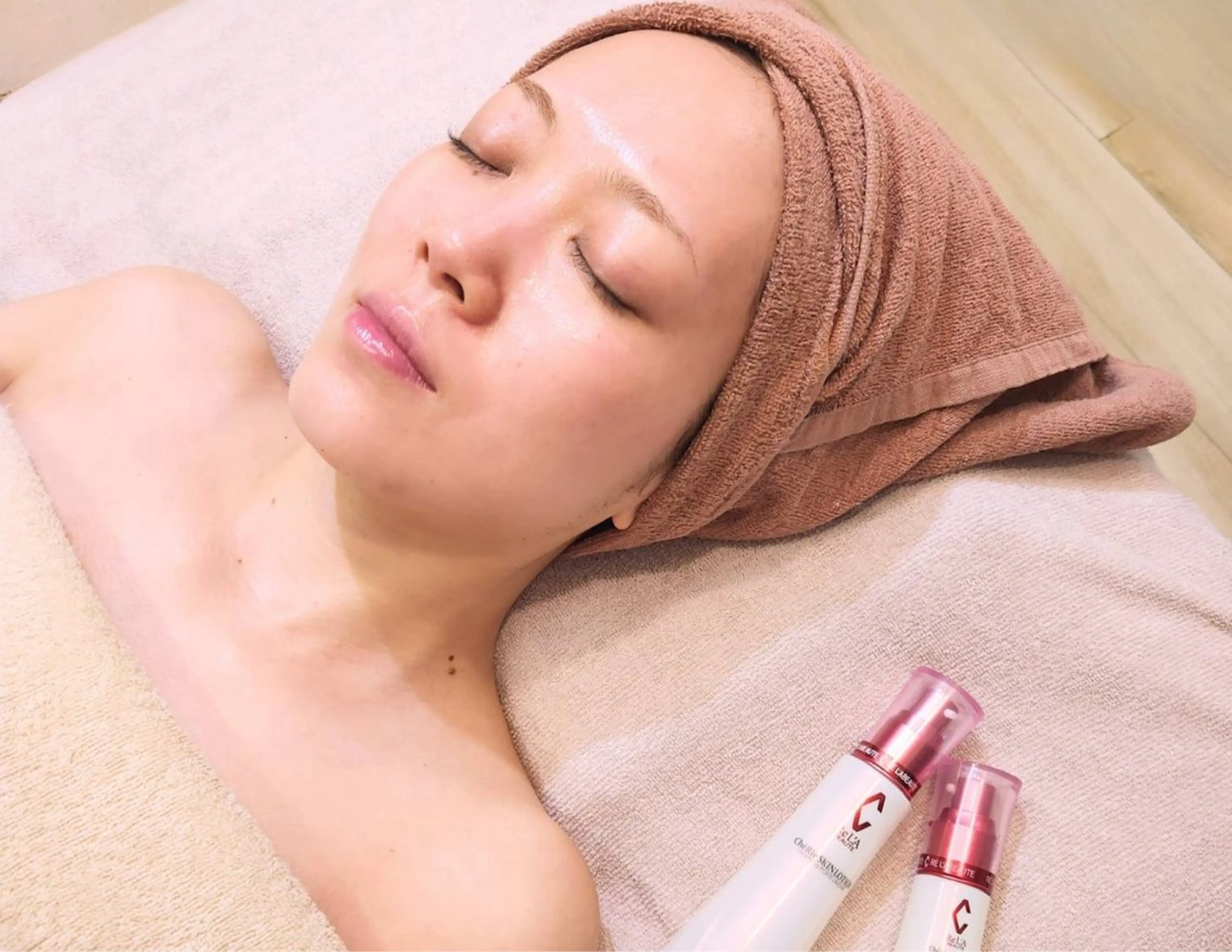 赤み/乾燥/肌トラブルに/リアボーテ【マーメイドセル】デコルテヘッドマッサージ付きの写真